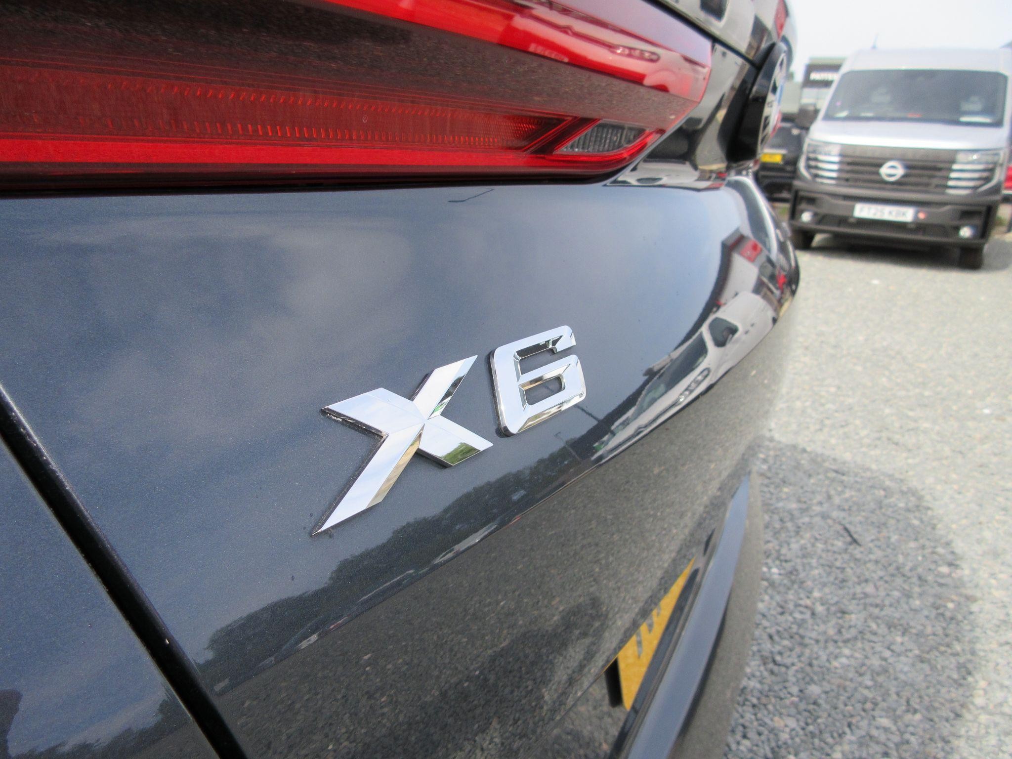 BMW X6 Image 78
