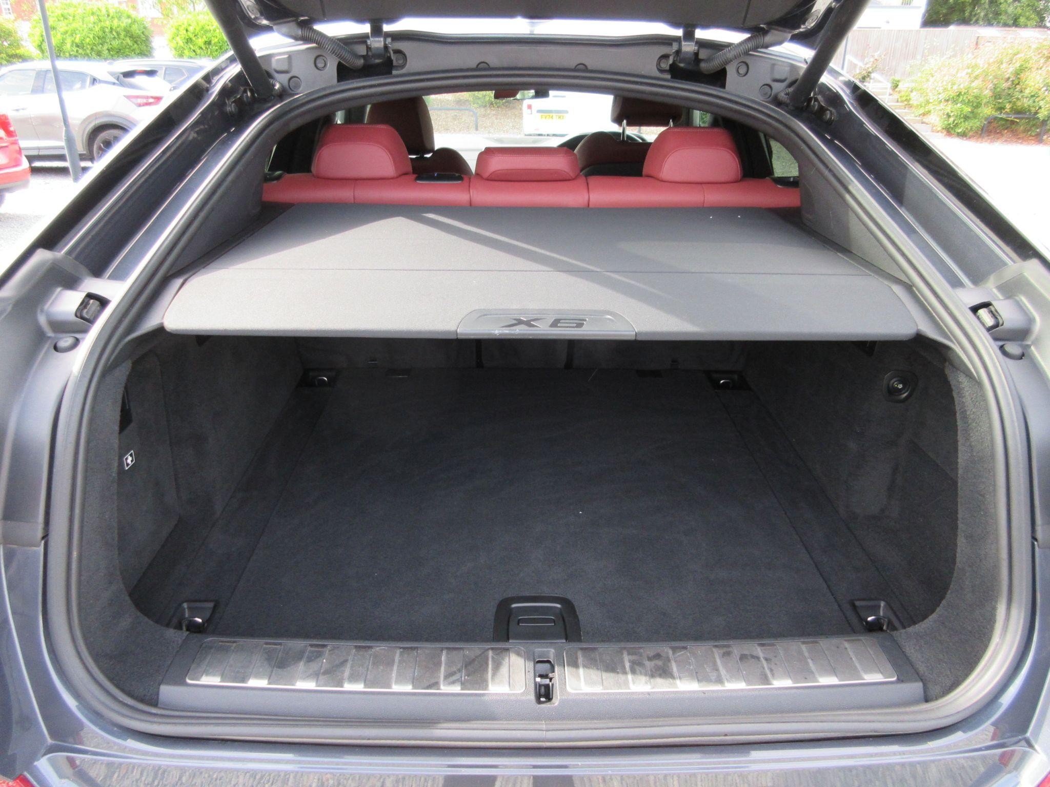 BMW X6 Image 65