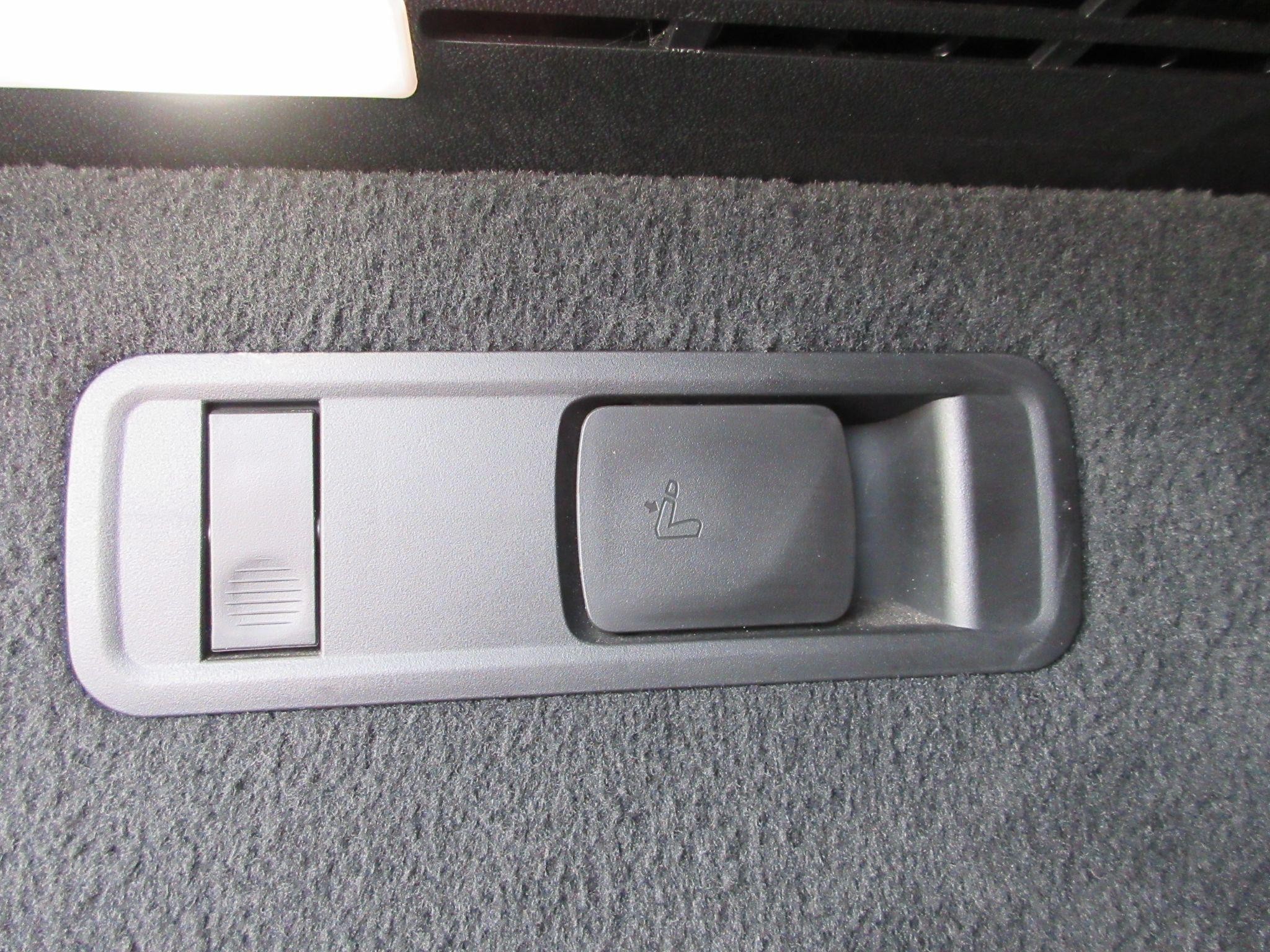 BMW X6 Image 35
