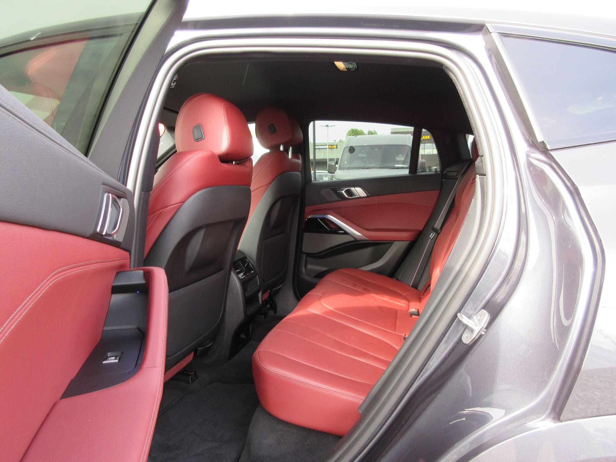 BMW X6 Image 25