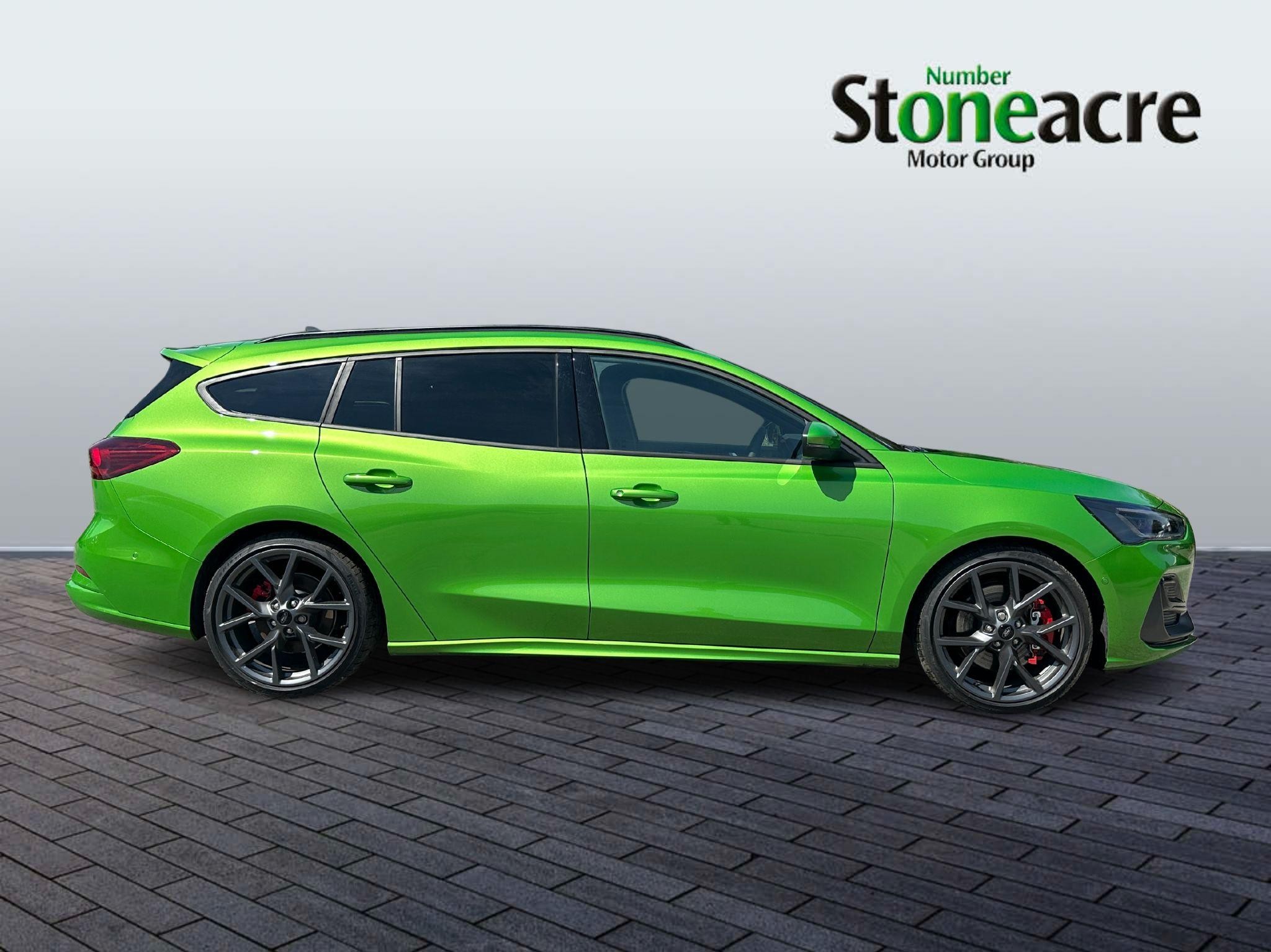Ford Focus Image 2