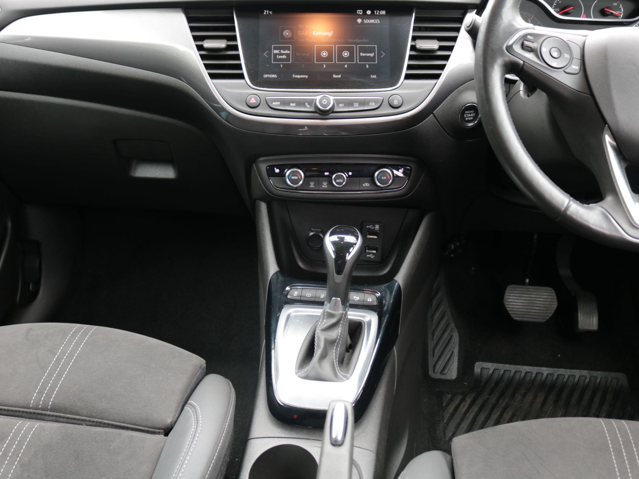 Vauxhall Crossland Image 21