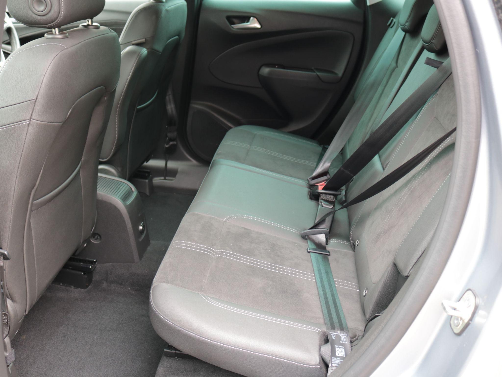 Vauxhall Crossland Image 23