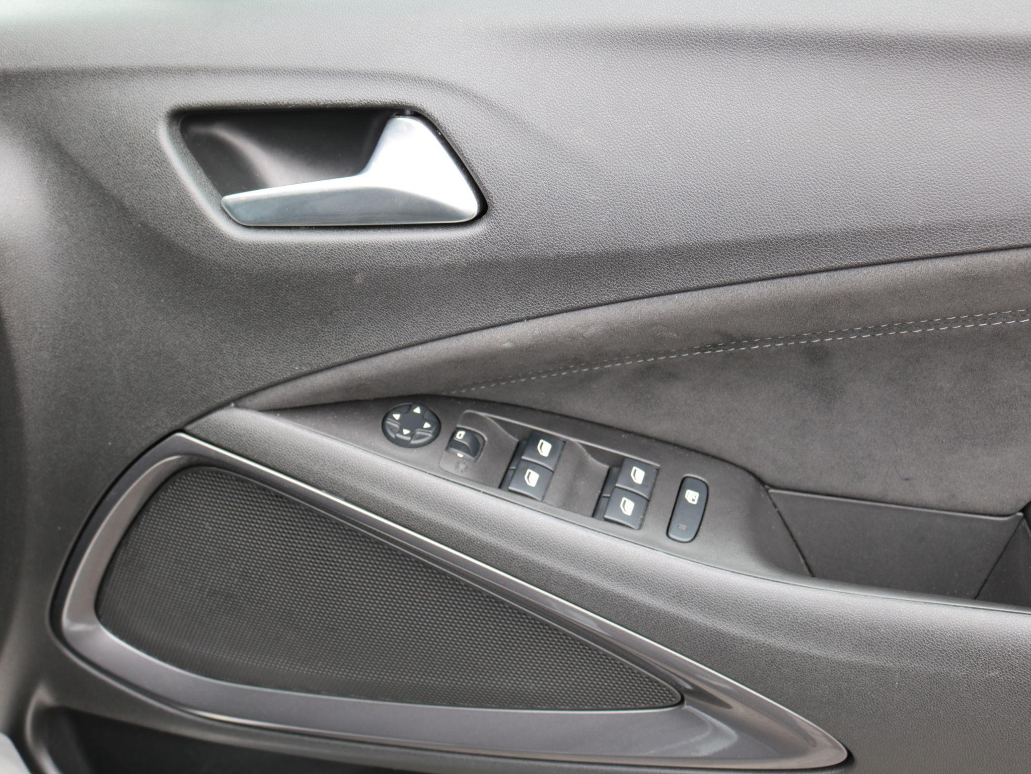 Vauxhall Crossland Image 25
