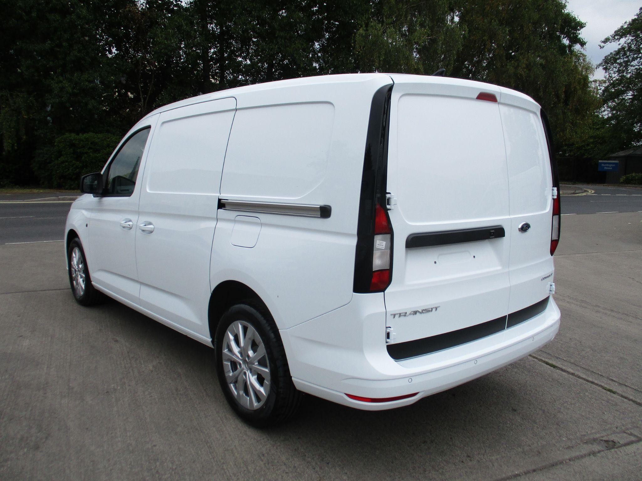 Ford Transit Connect Image 5