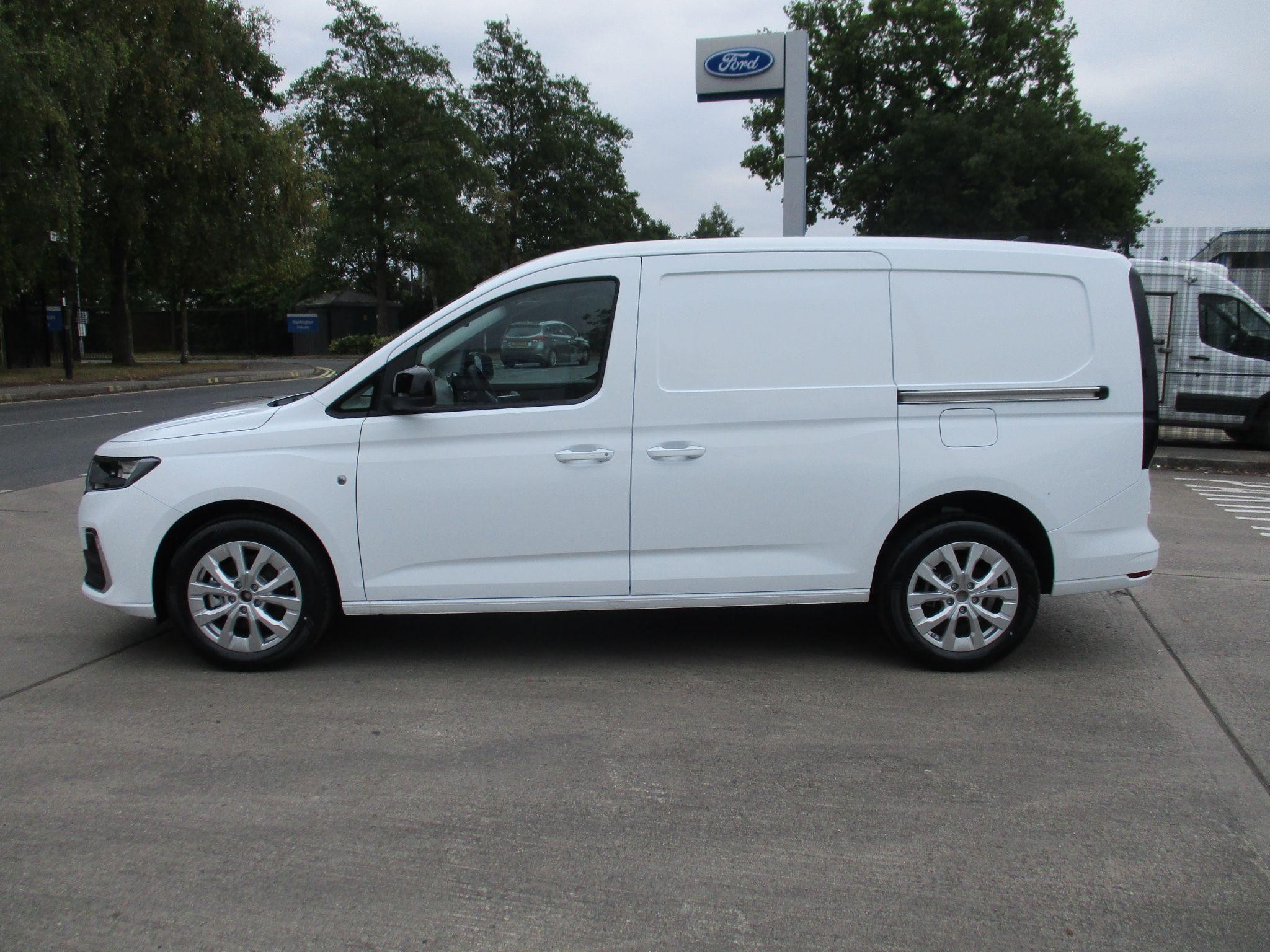 Ford Transit Connect Image 6