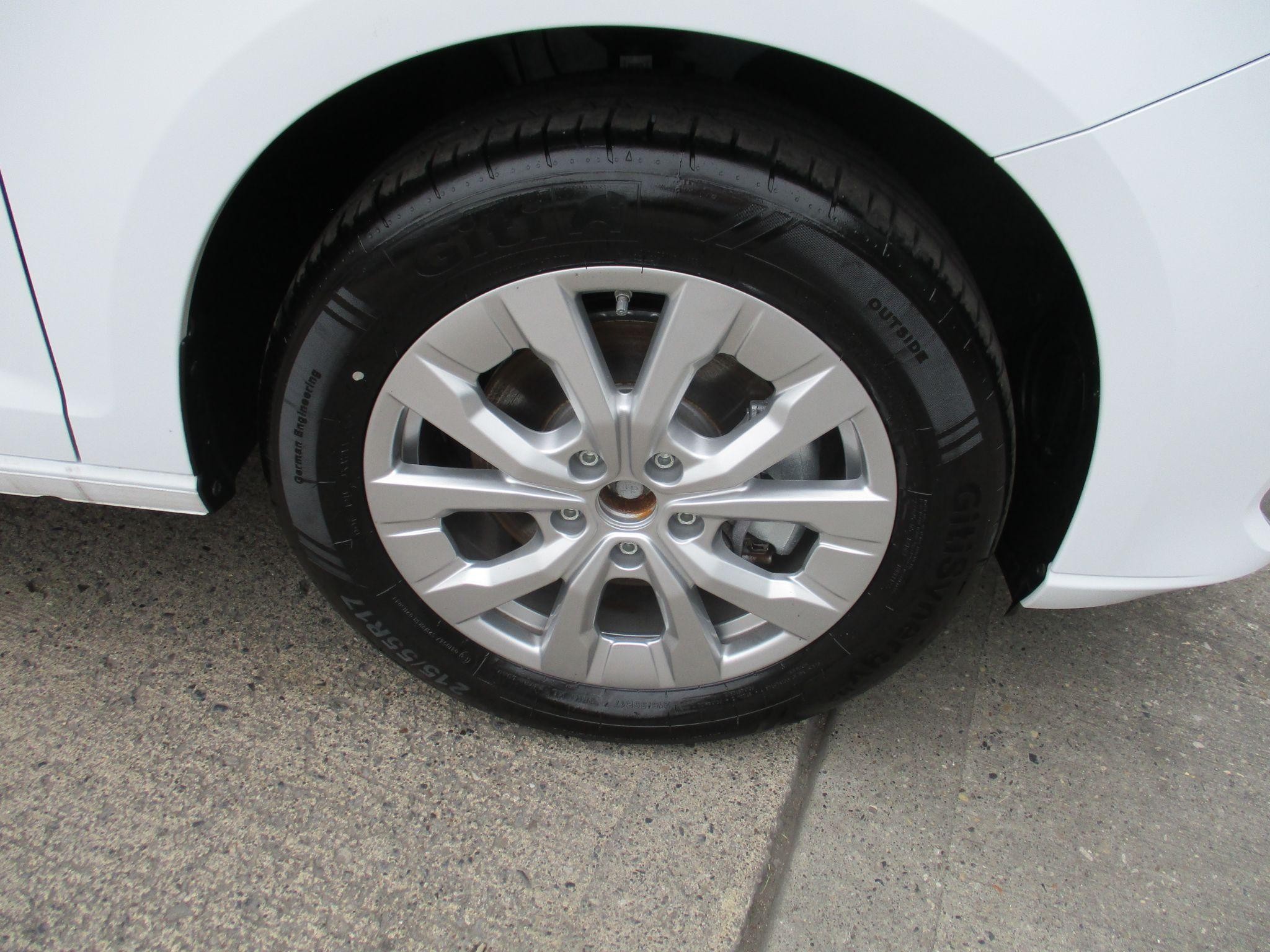 Ford Transit Connect Image 10