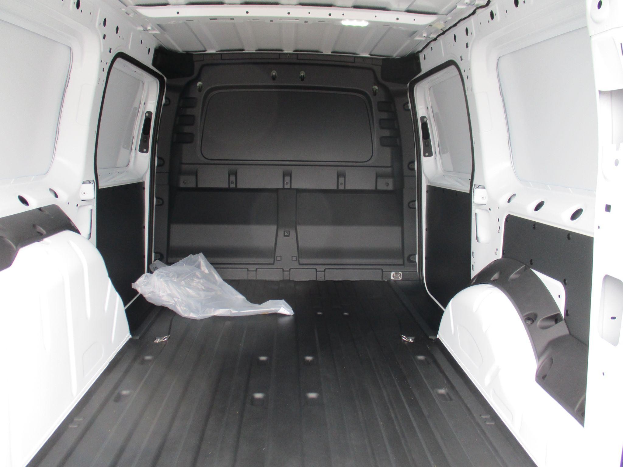 Ford Transit Connect Image 14