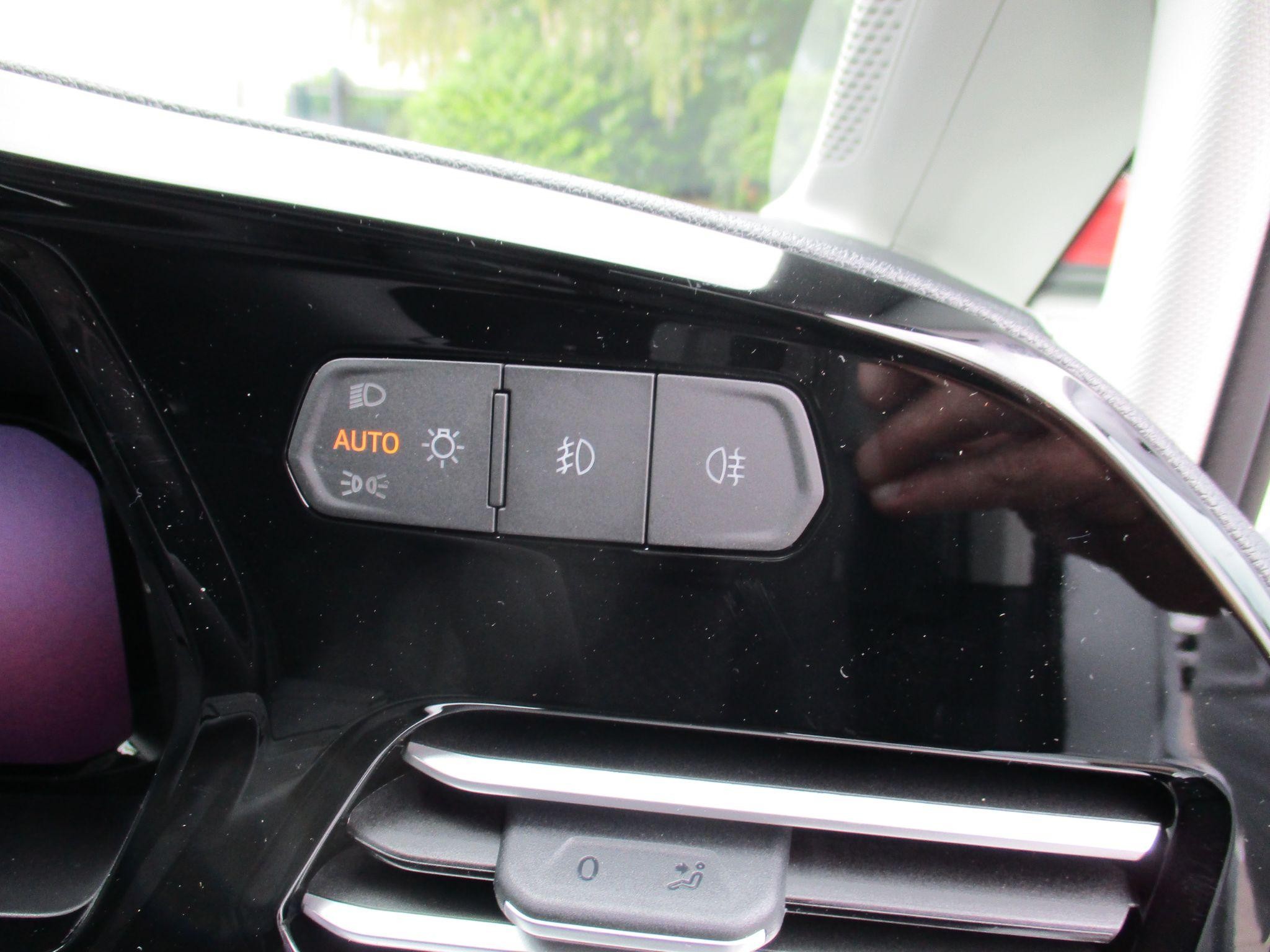 Ford Transit Connect Image 19