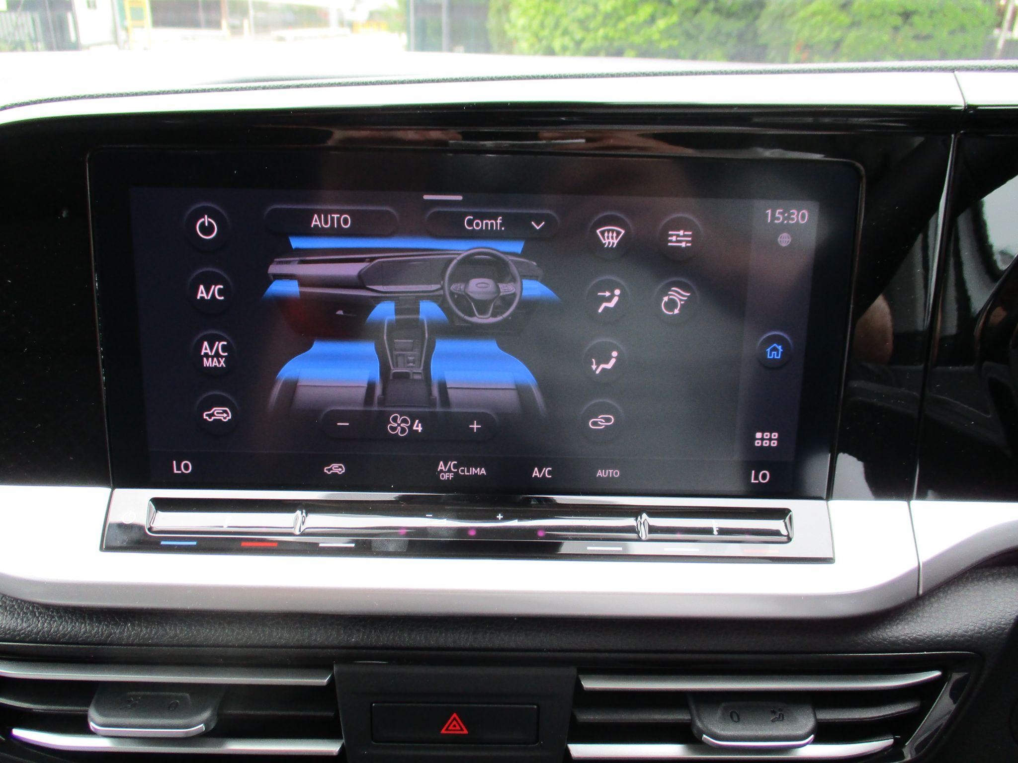 Ford Transit Connect Image 29