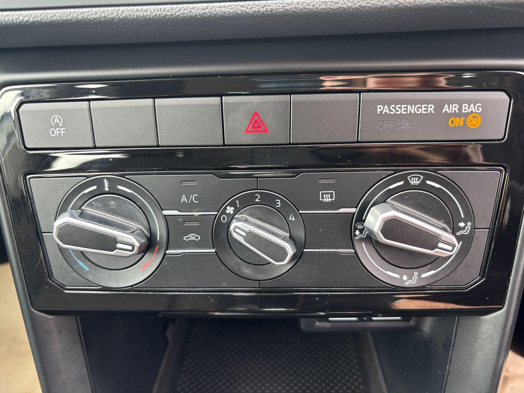 Volkswagen T-Cross Image 10