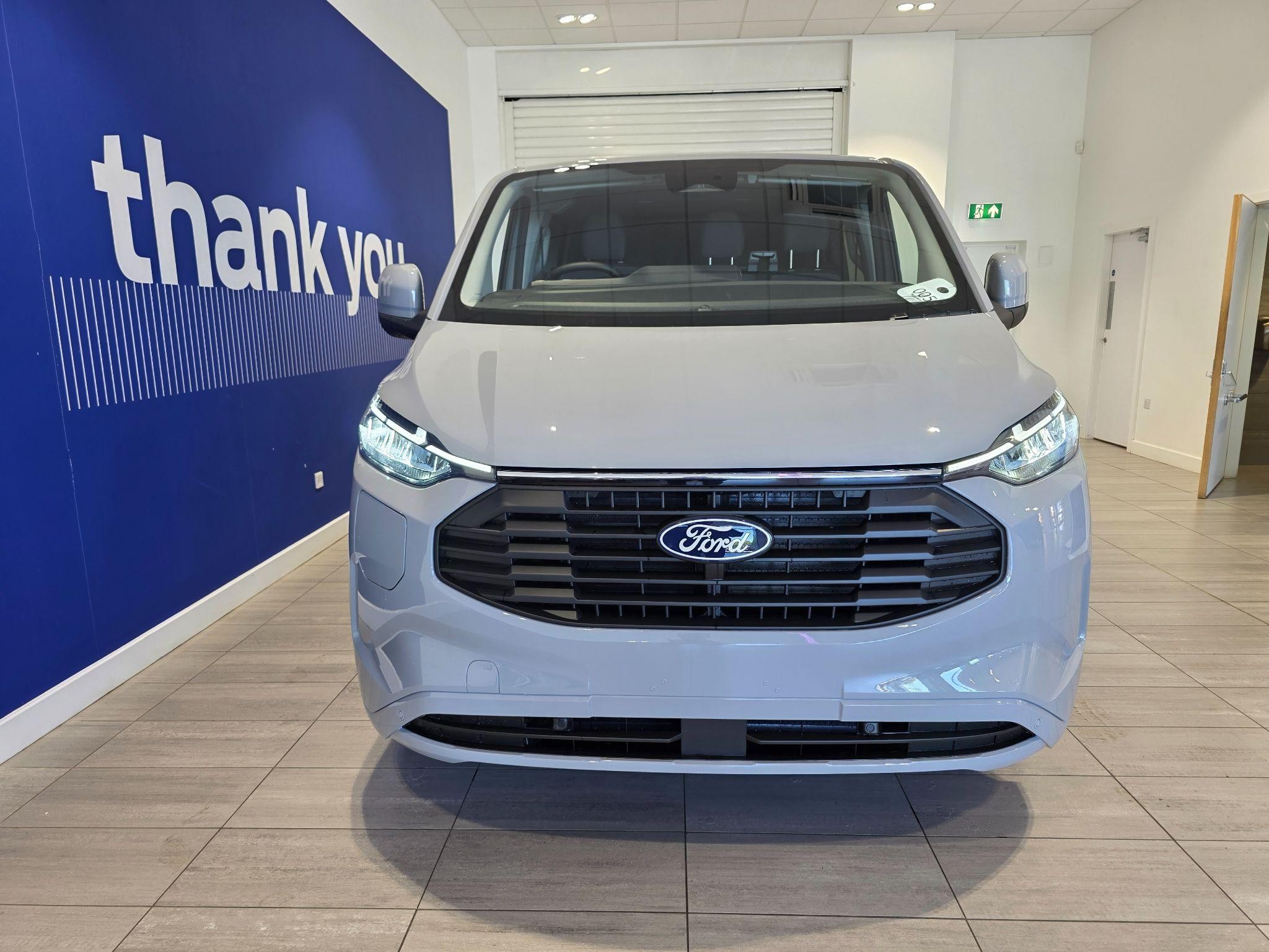 Ford Transit Custom Image 3