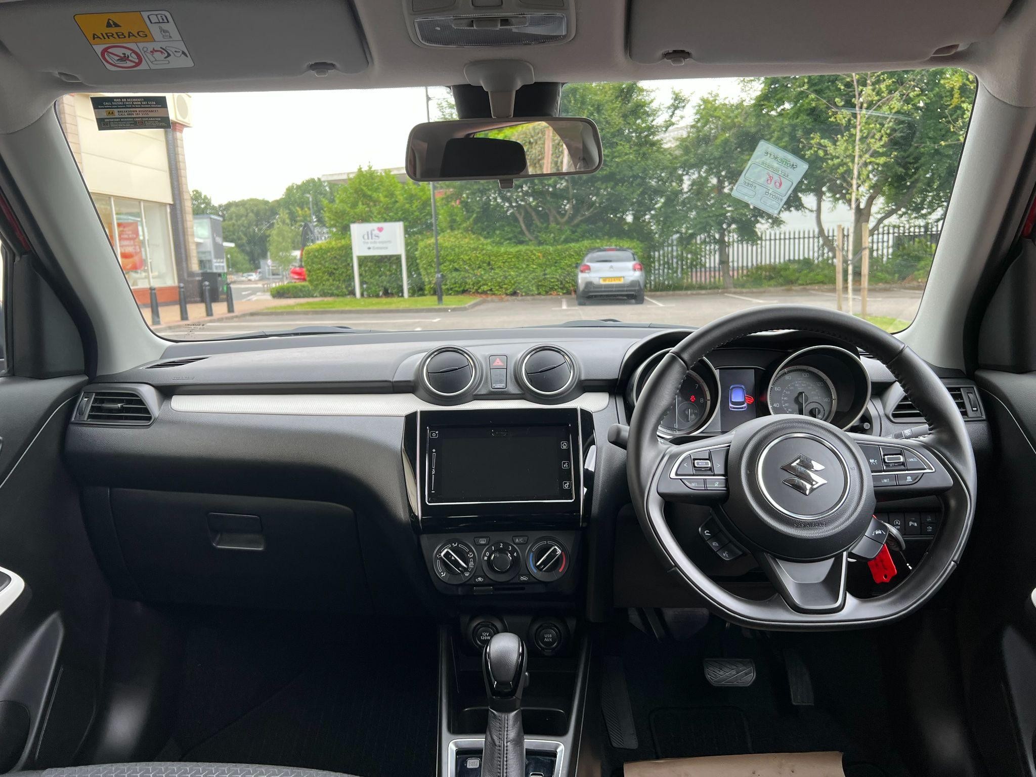 Suzuki Swift Image 9