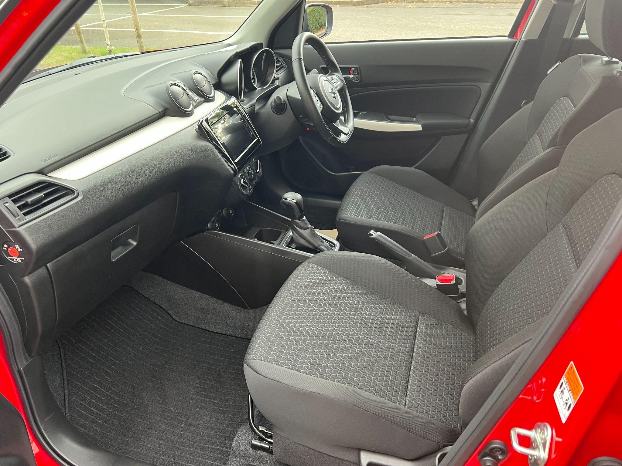 Suzuki Swift Image 25