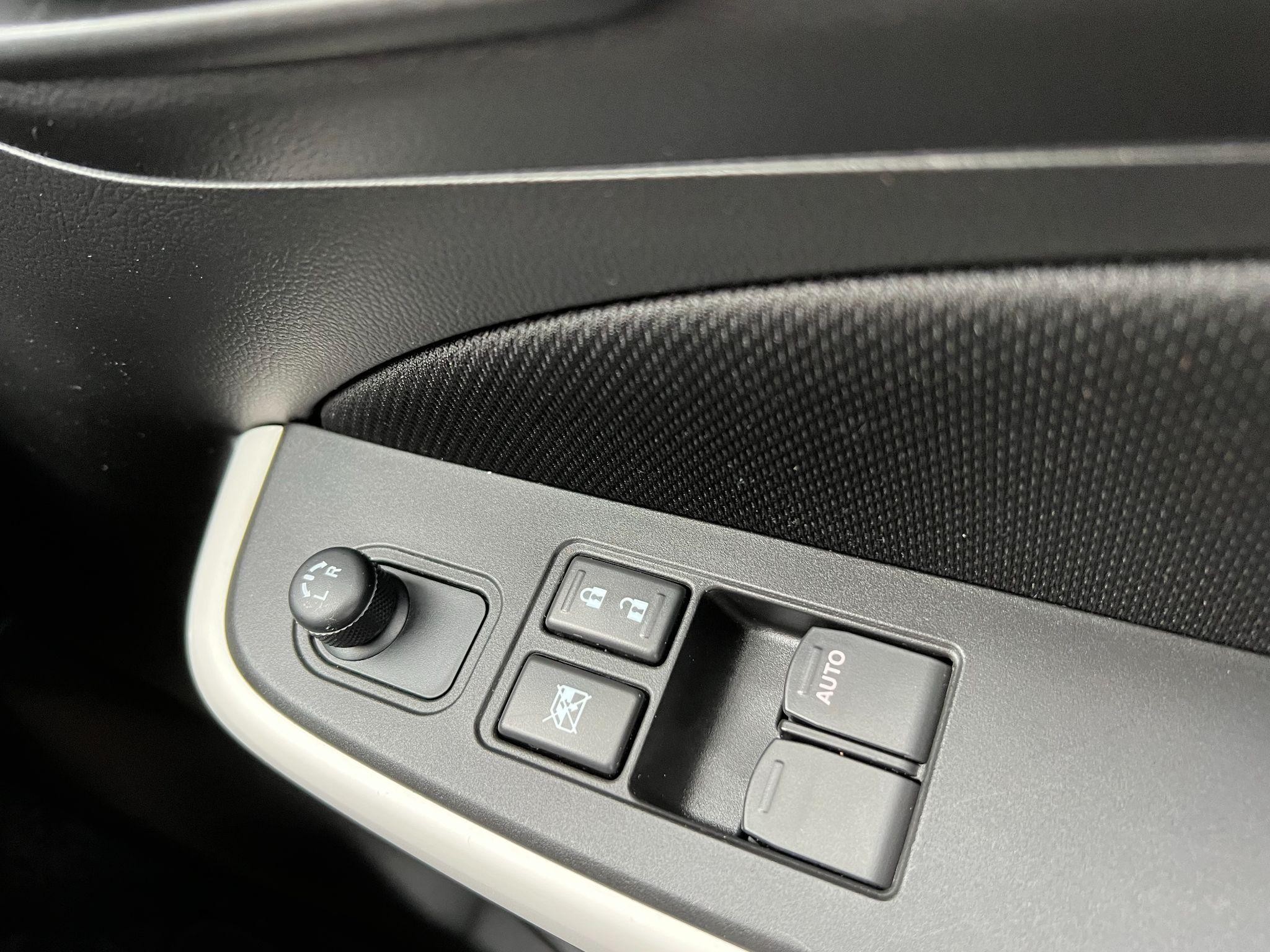 Suzuki Swift Image 15
