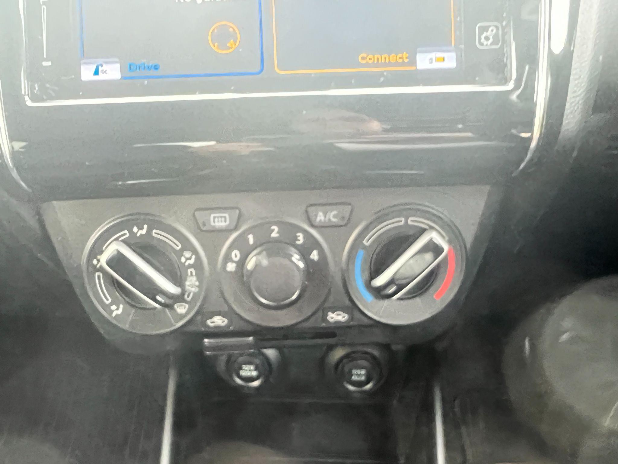 Suzuki Swift Image 11
