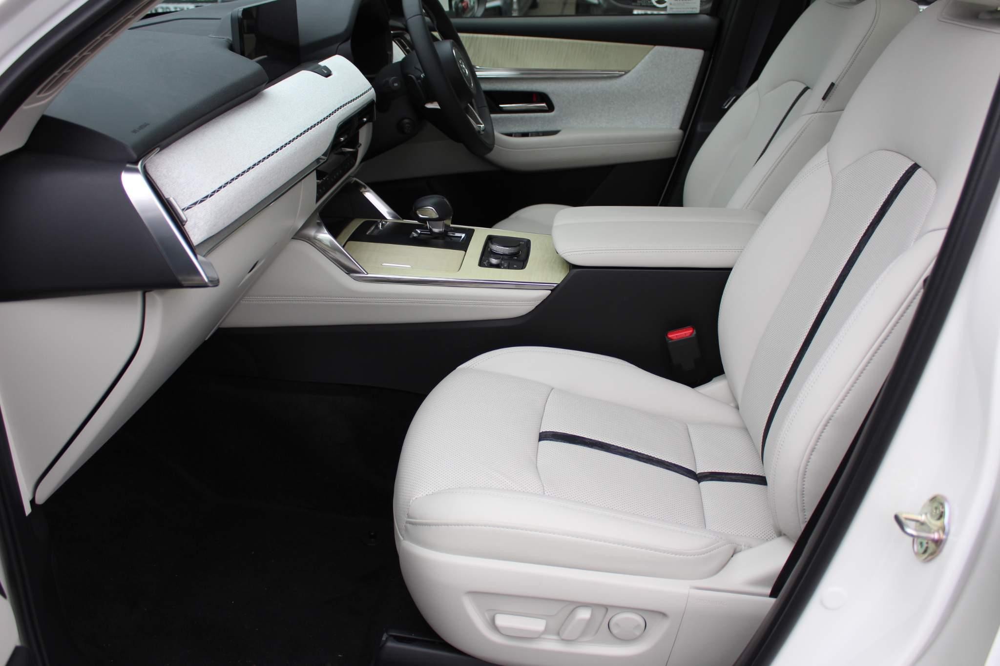Mazda CX-60 Image 17