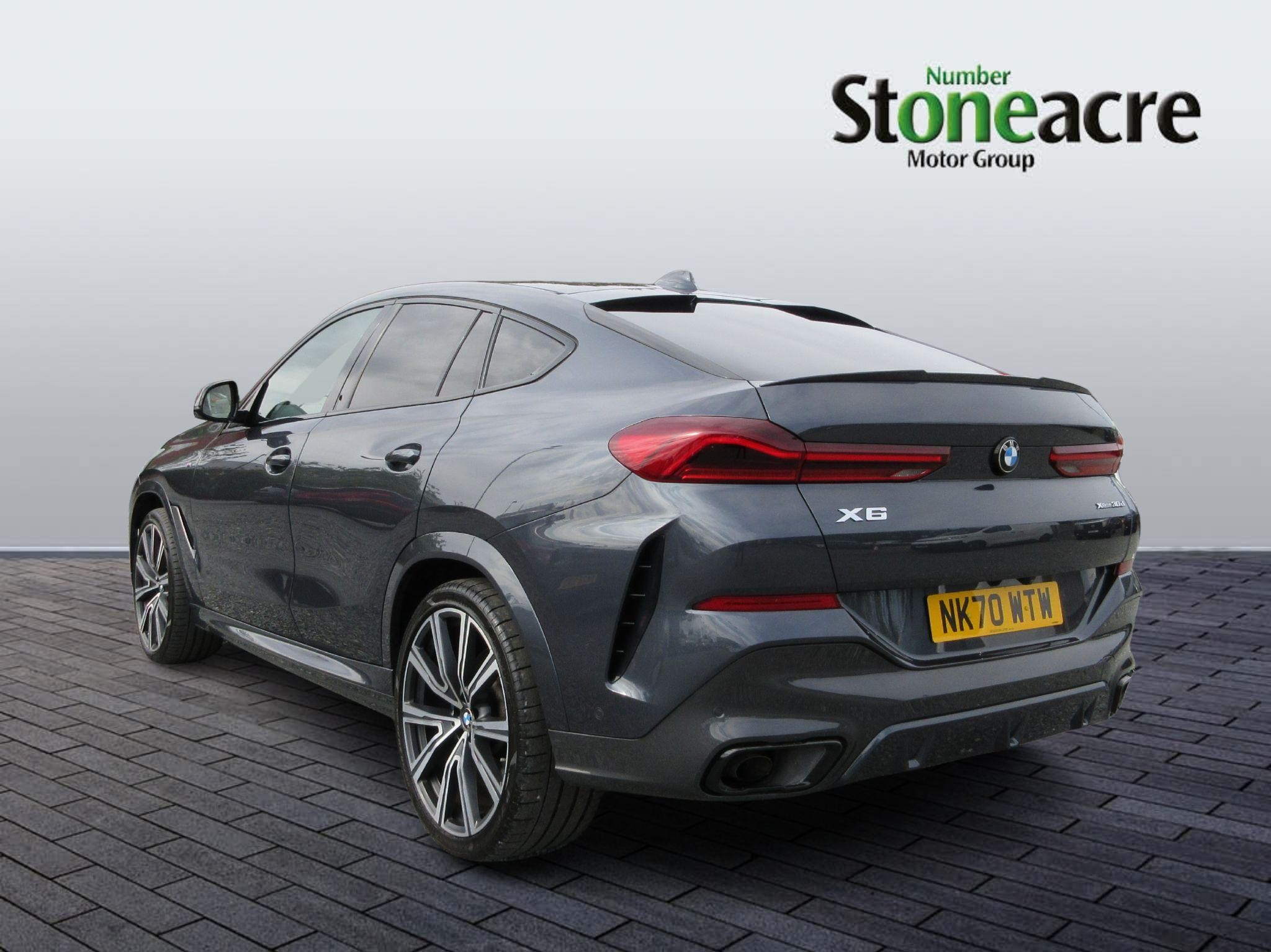 BMW X6 Image 4