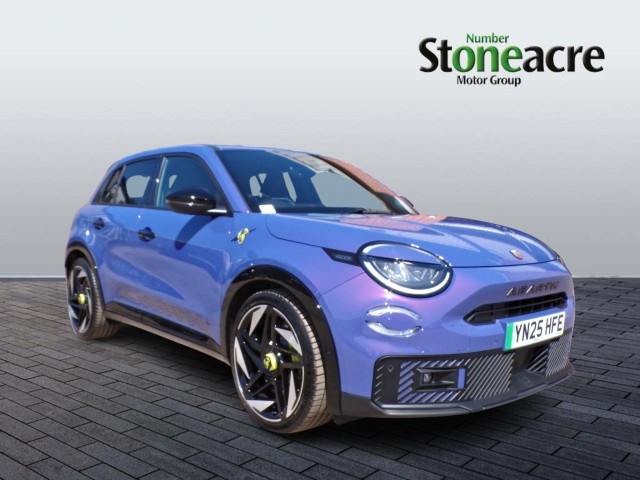 Abarth 600e 54kWh Scorpionissima Auto 5dr YN25HFE Image 1