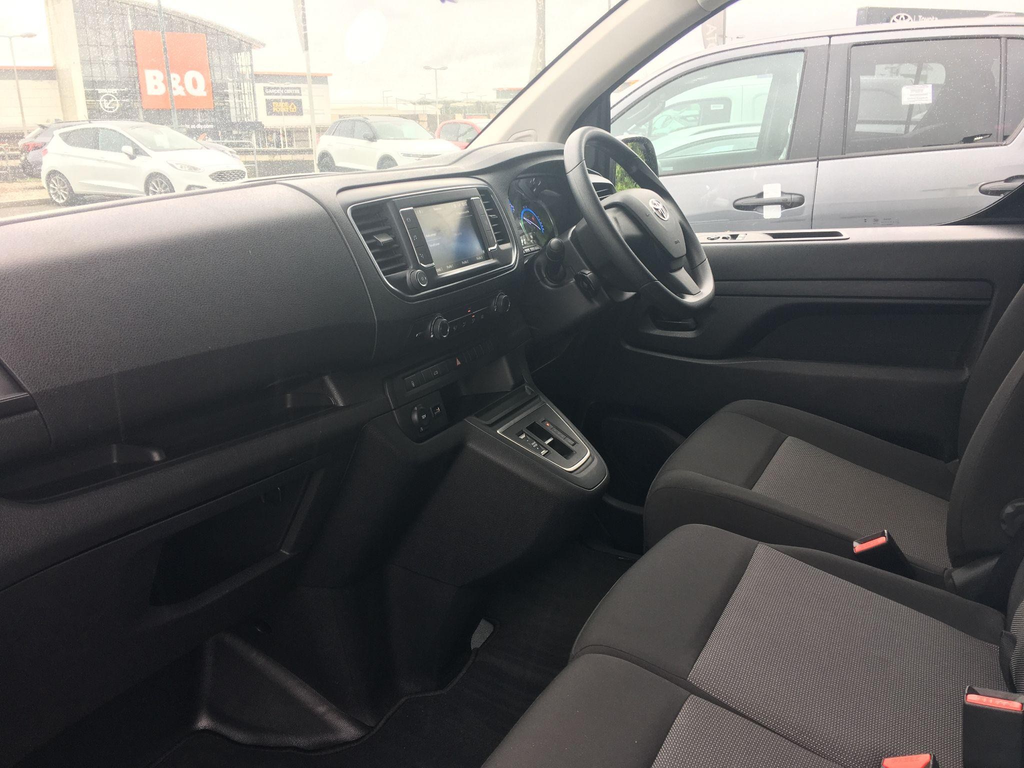 Toyota Proace Image 14