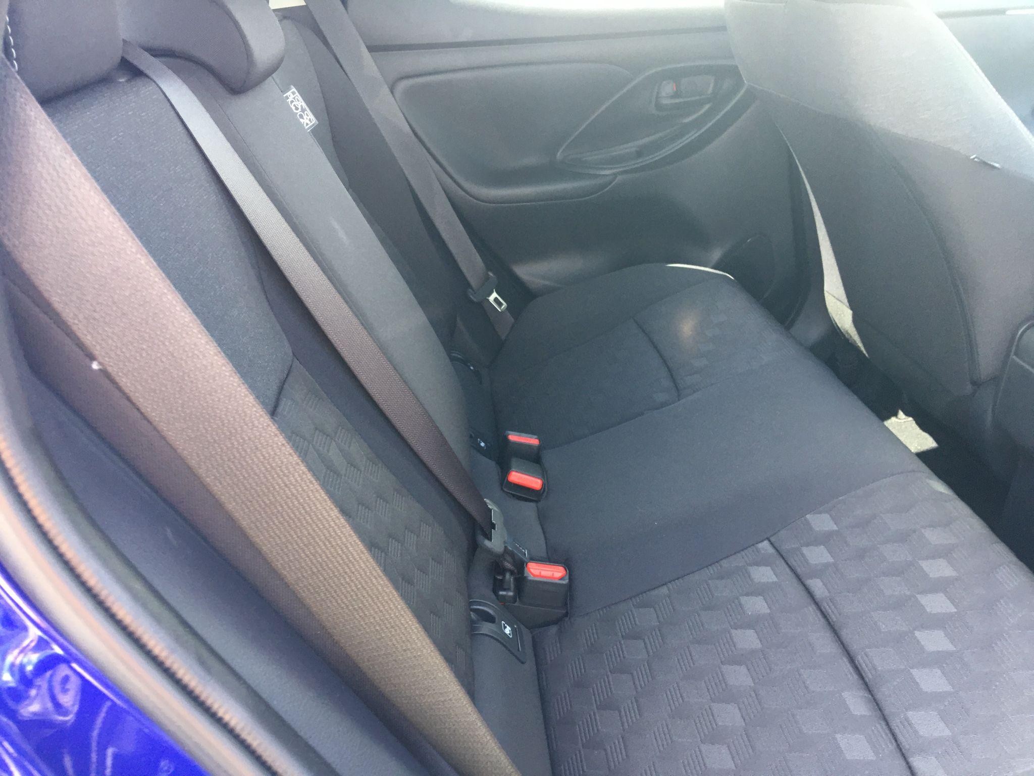 Toyota Yaris Image 19