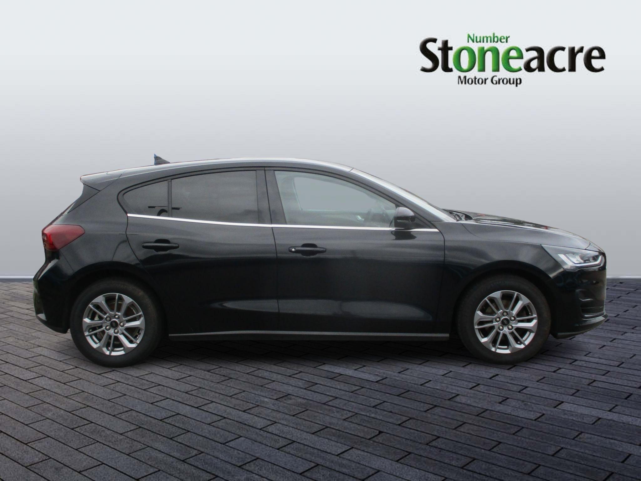Ford Focus Image 2