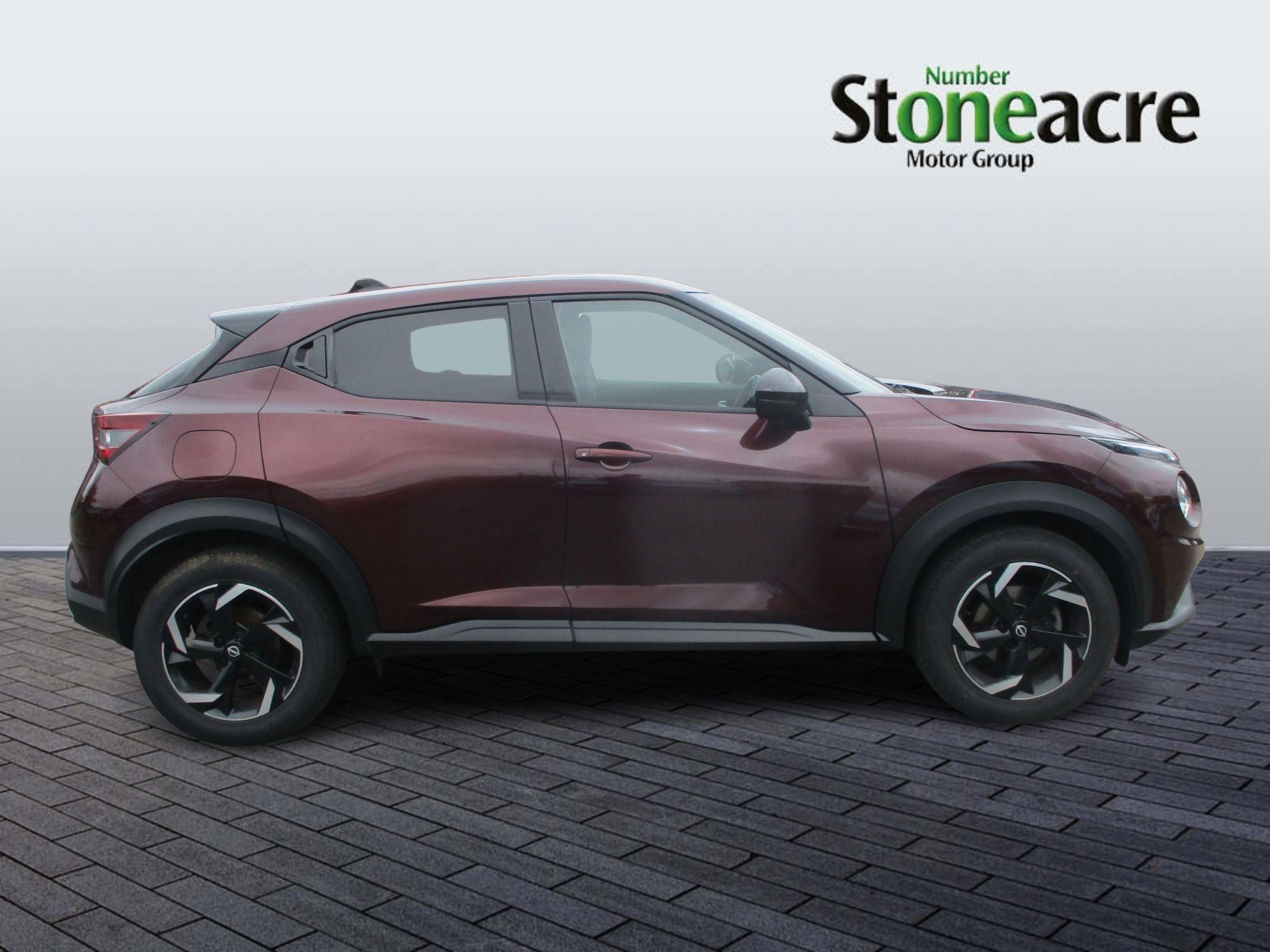 Nissan Juke Image 2