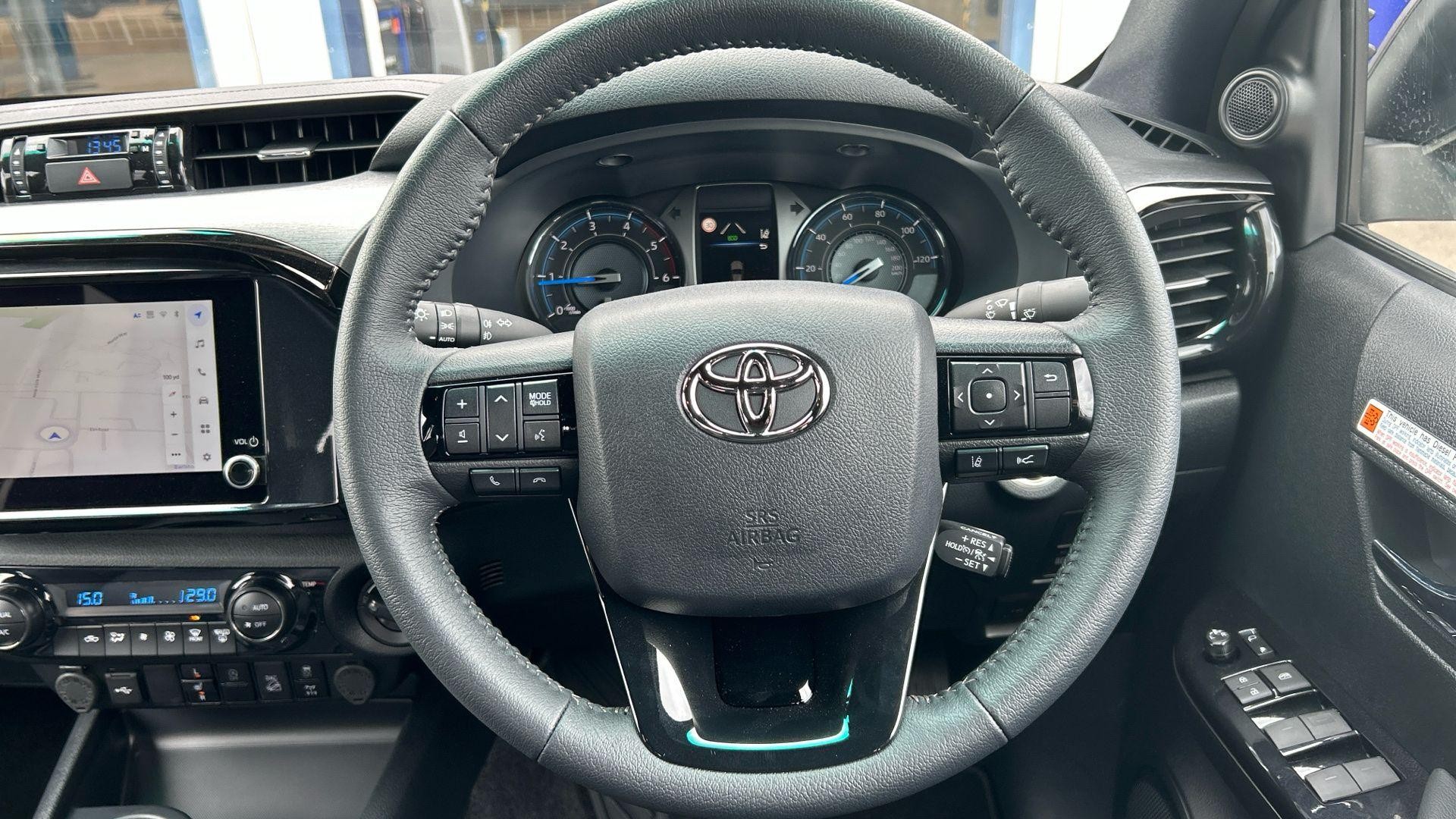 Toyota Hilux Image 14
