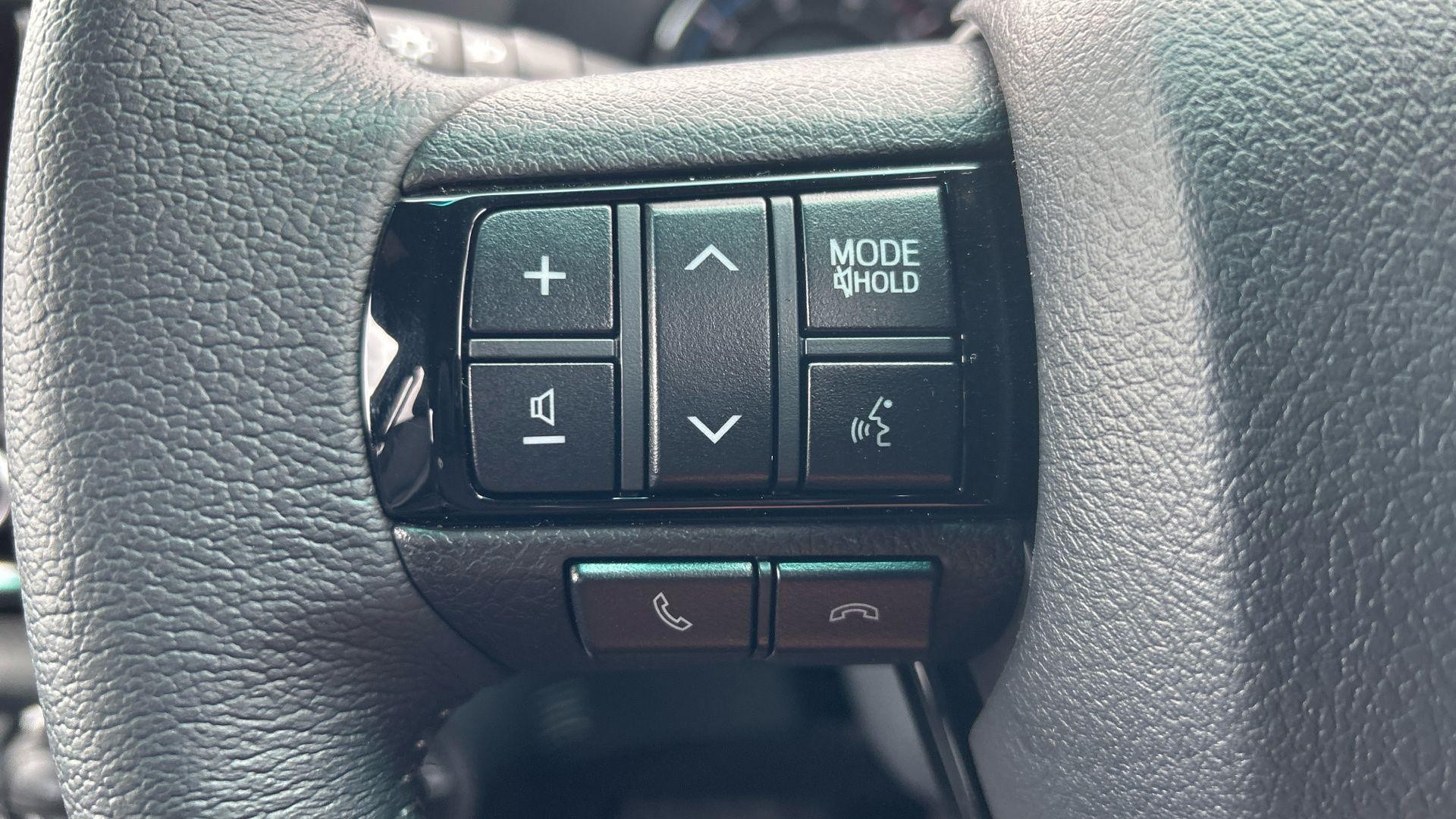 Toyota Hilux Image 34