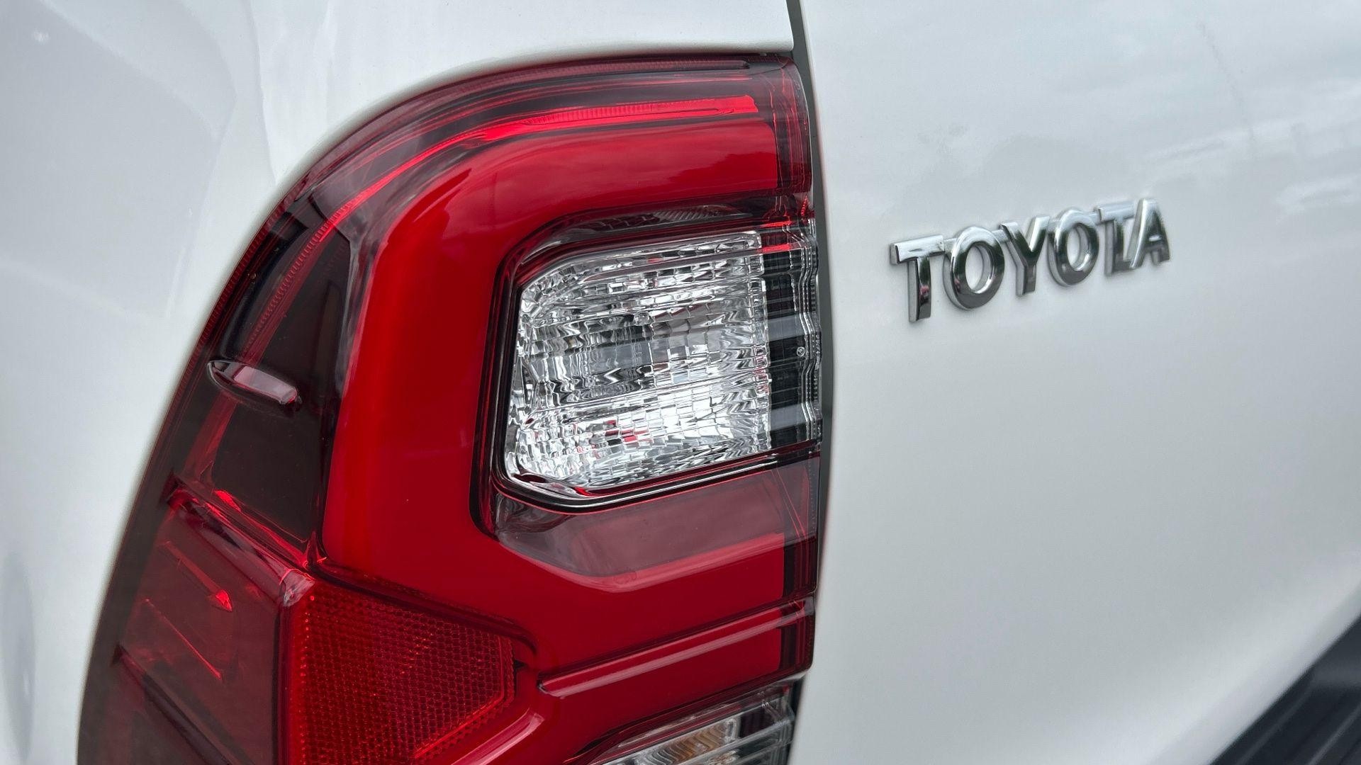 Toyota Hilux Image 50