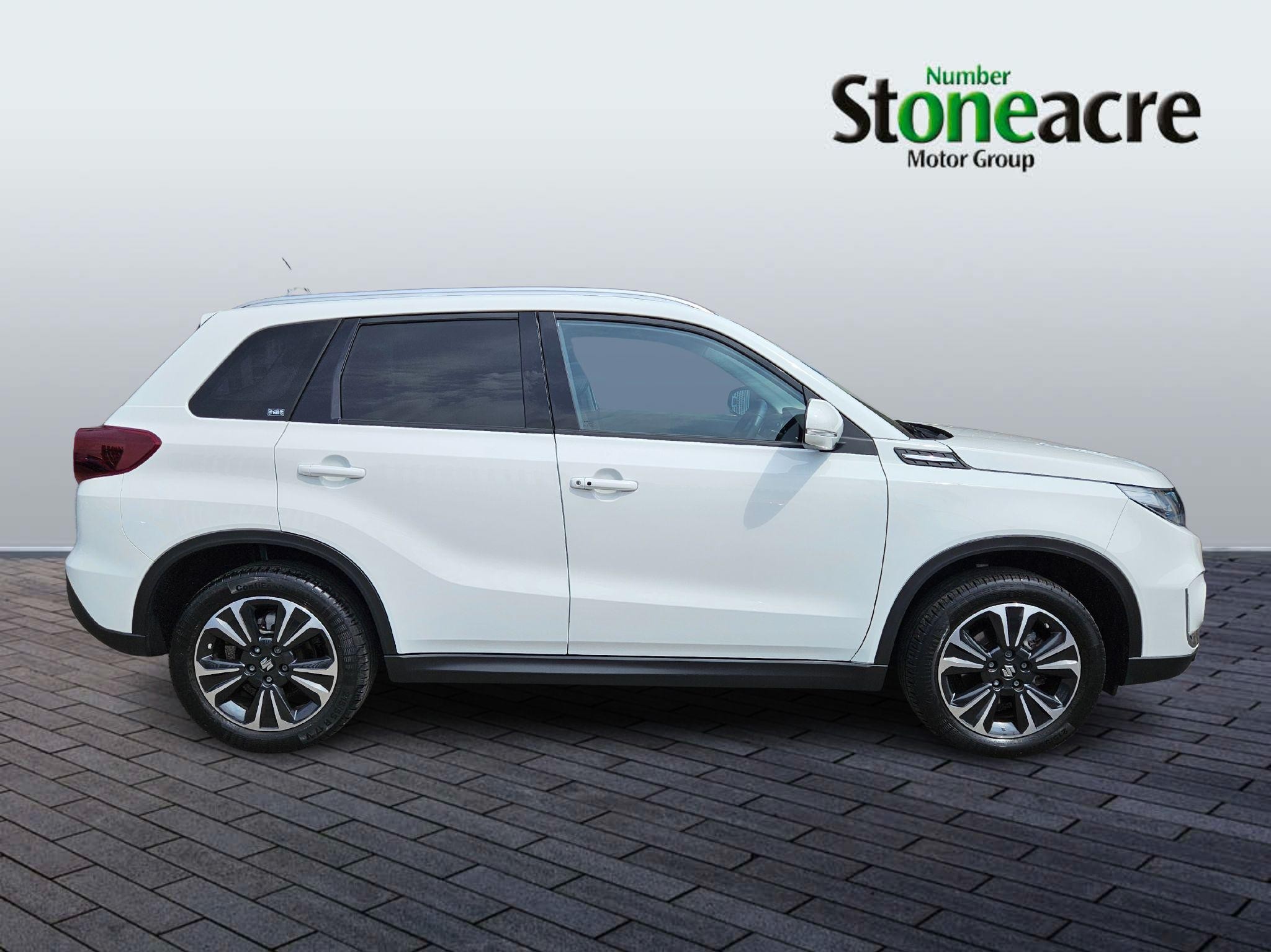Suzuki Vitara Image 2