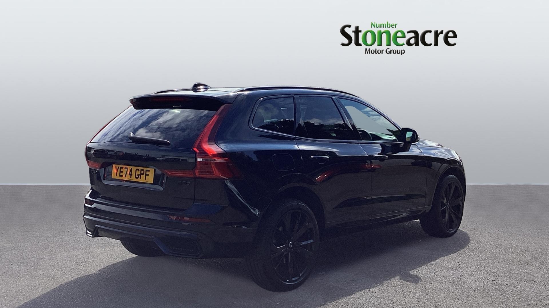 Volvo XC60 Image 2