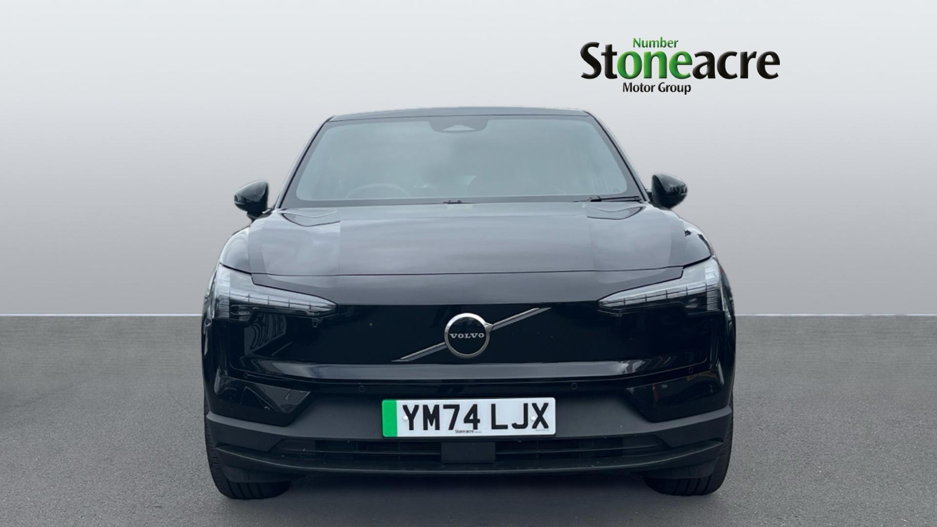 Volvo EX30 Image 8