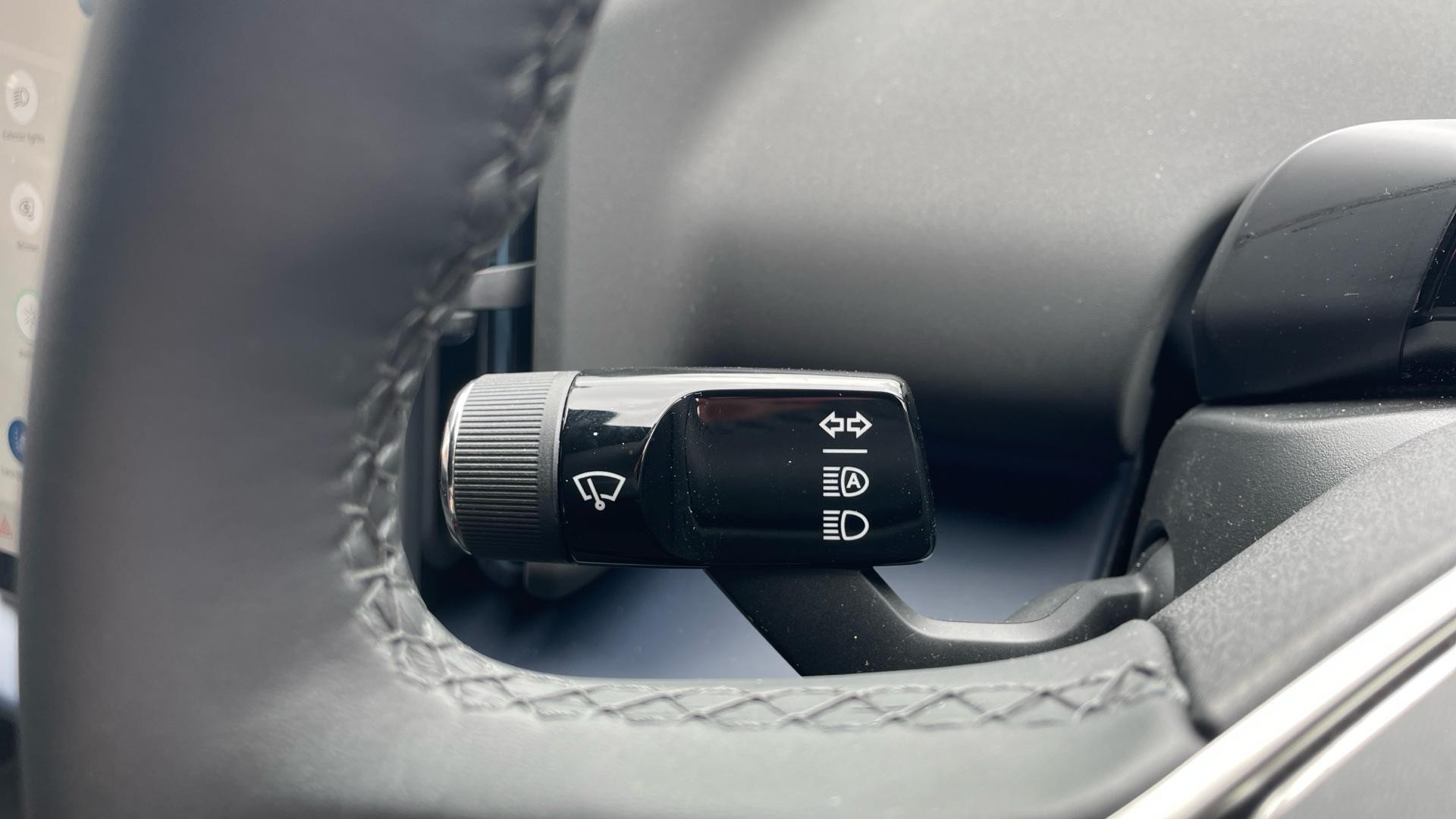 Volvo EX30 Image 17