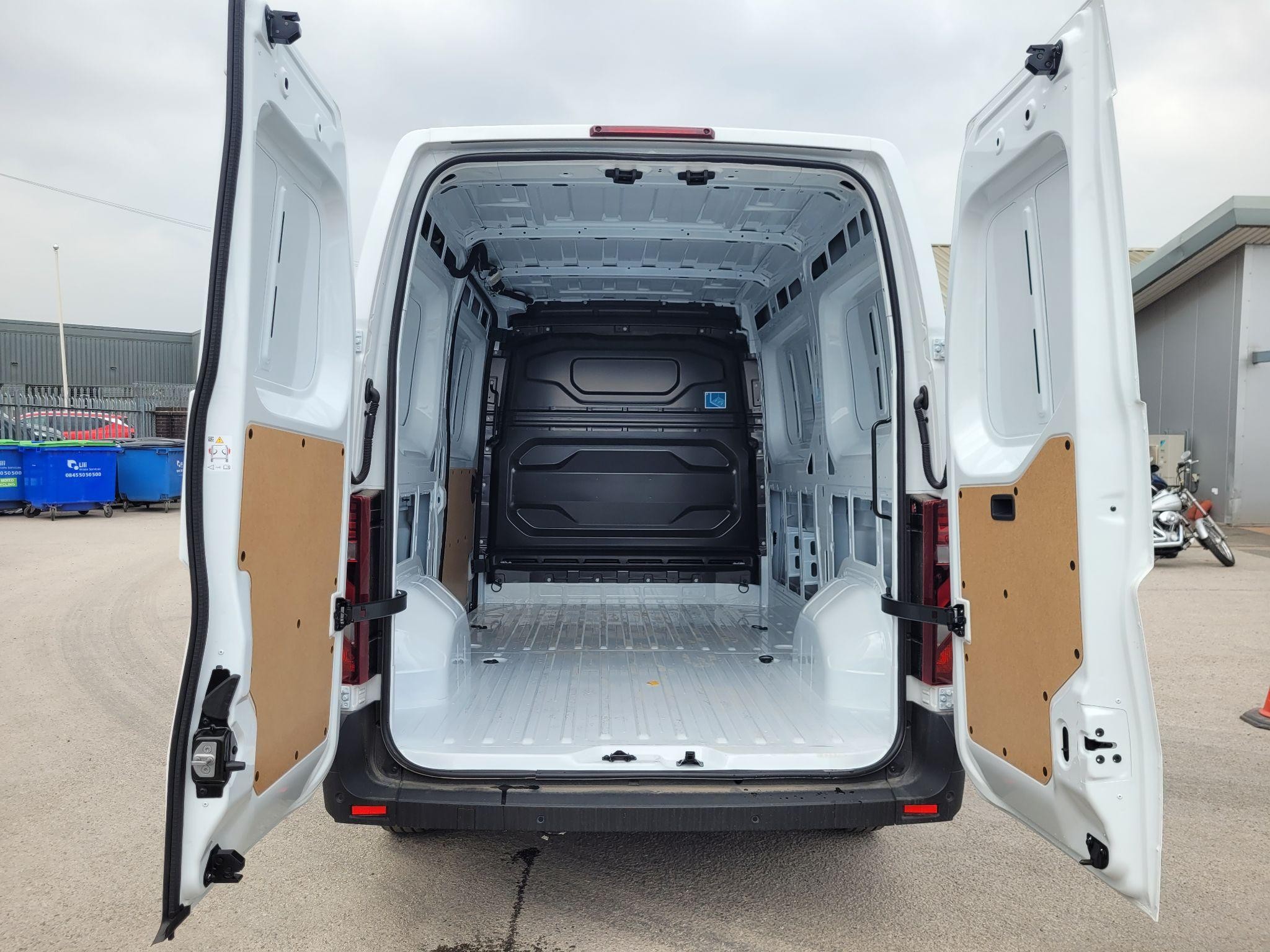 Renault Master Image 8