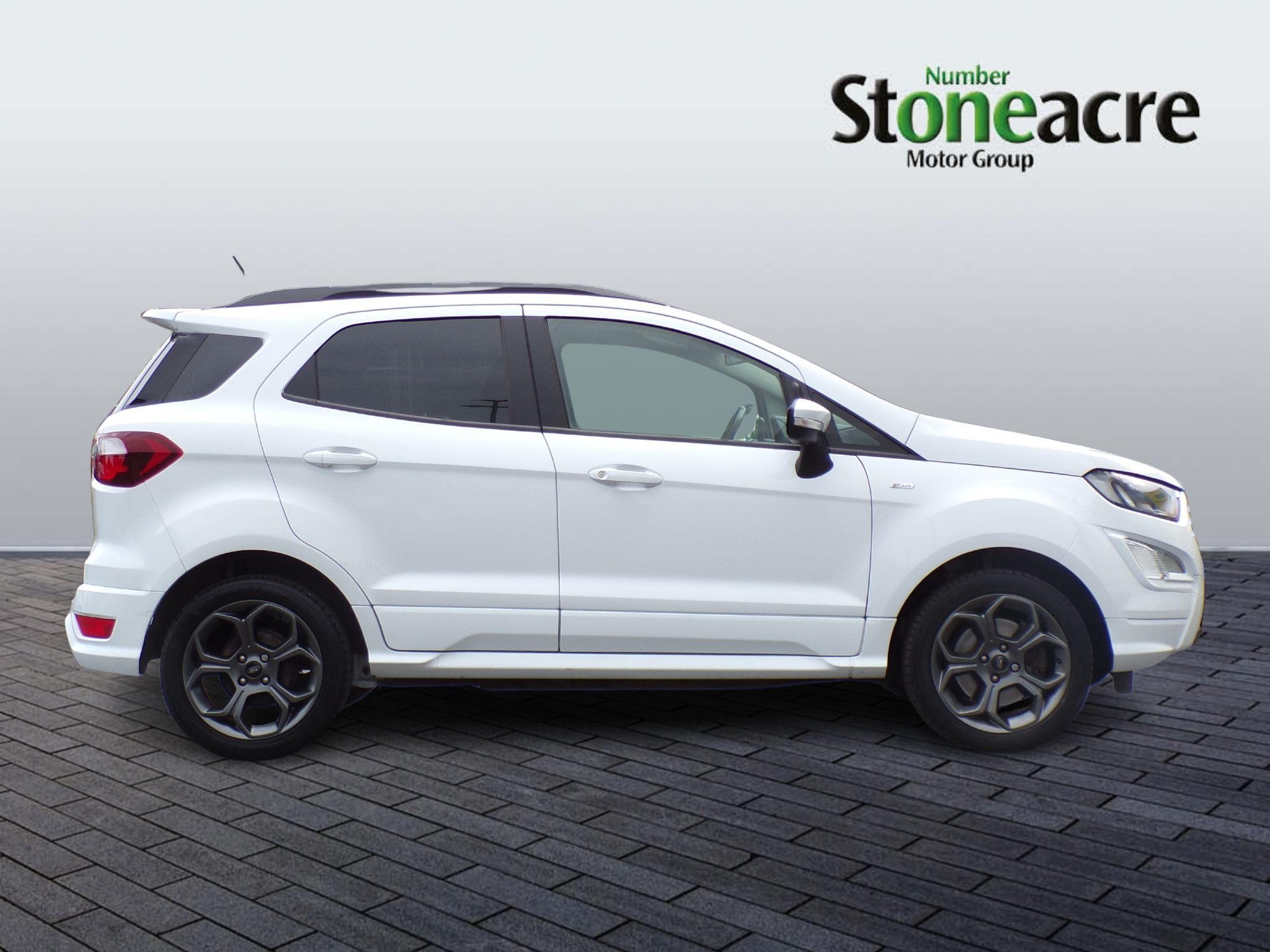 Ford EcoSport Image 2