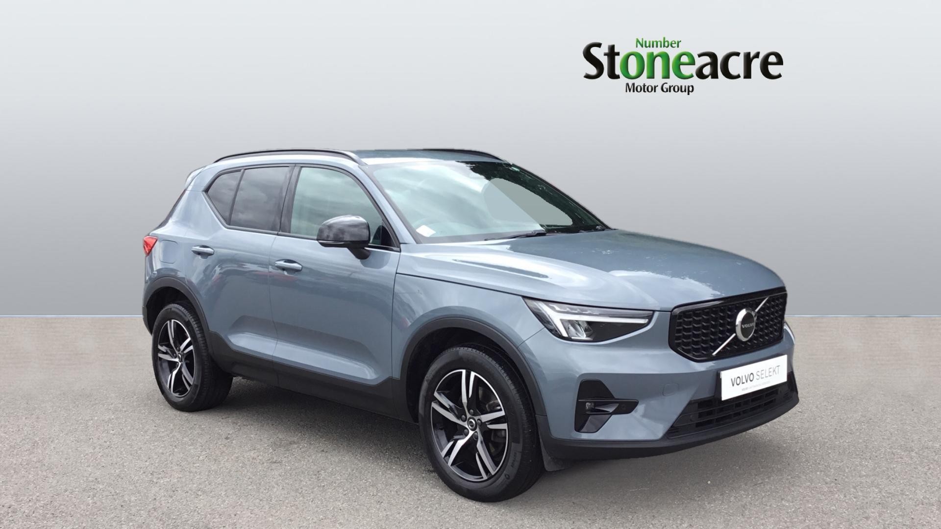 Volvo XC40 Image 1