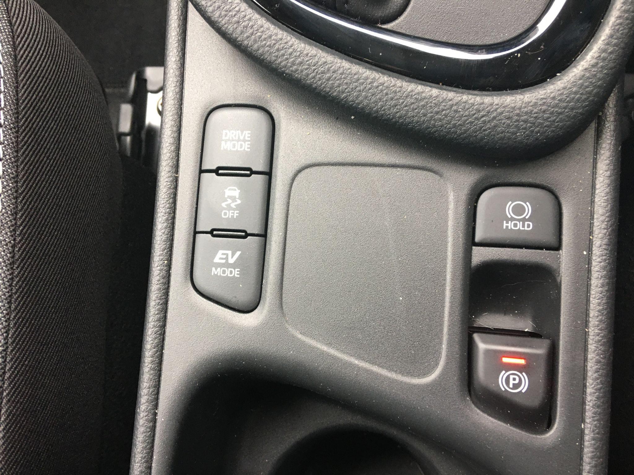 Toyota Yaris Image 36