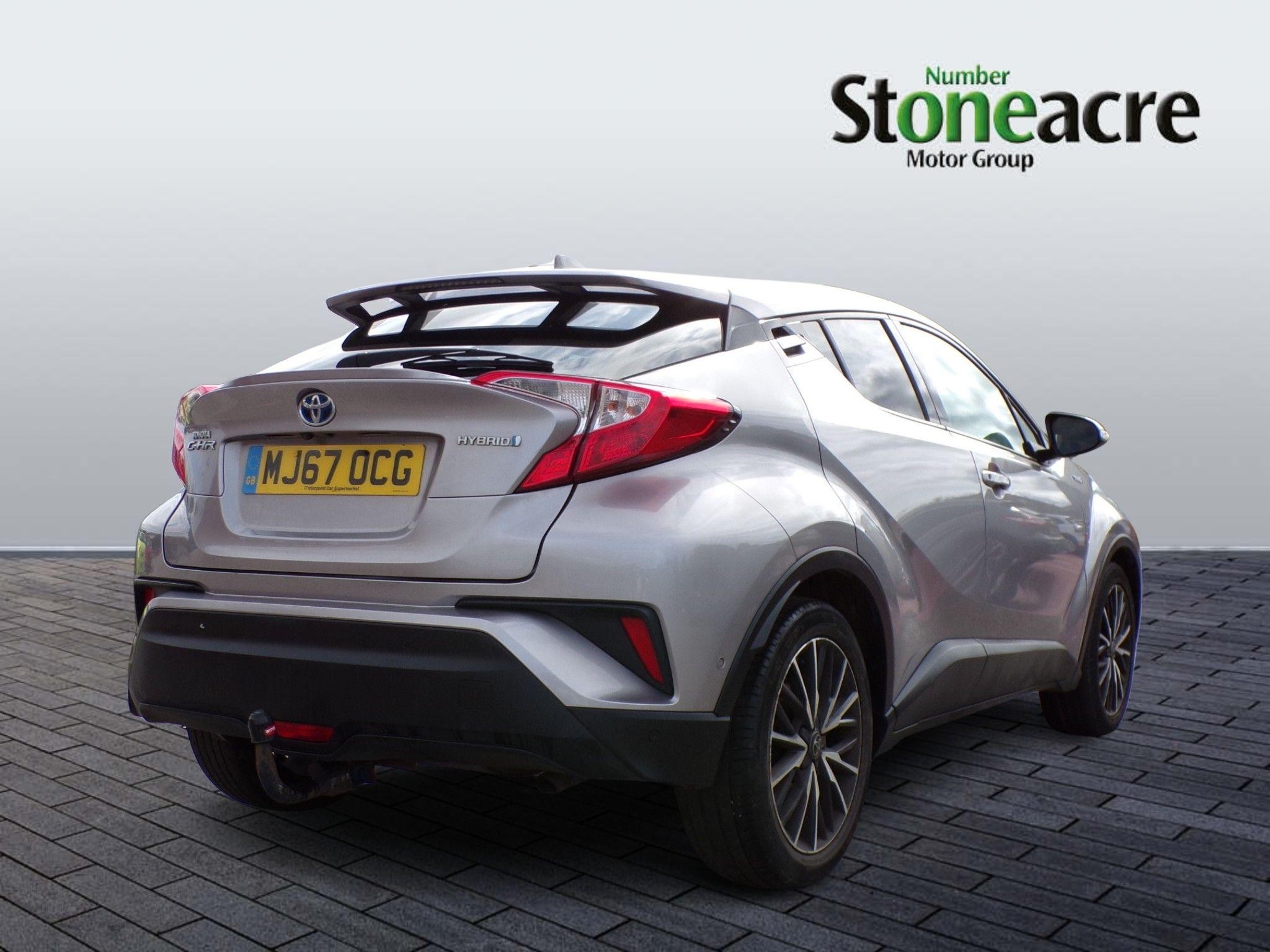 Toyota C-HR Image 3