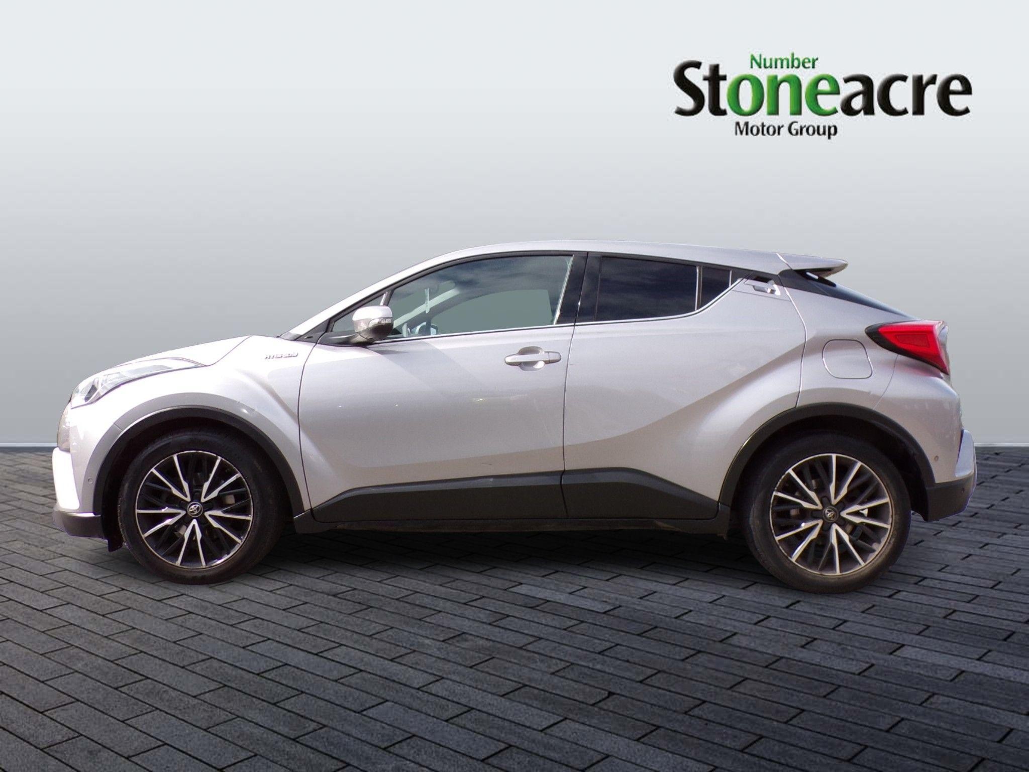 Toyota C-HR Image 6
