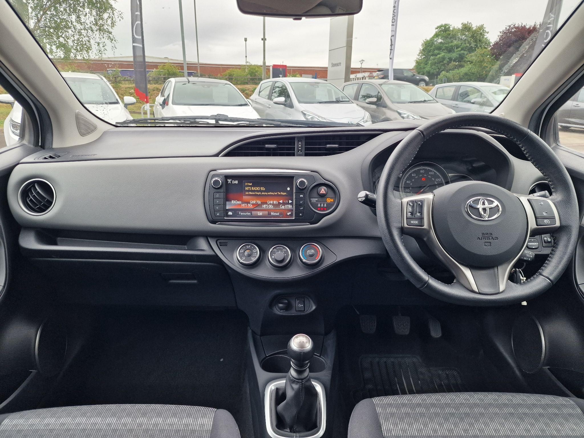 Toyota Yaris Image 7