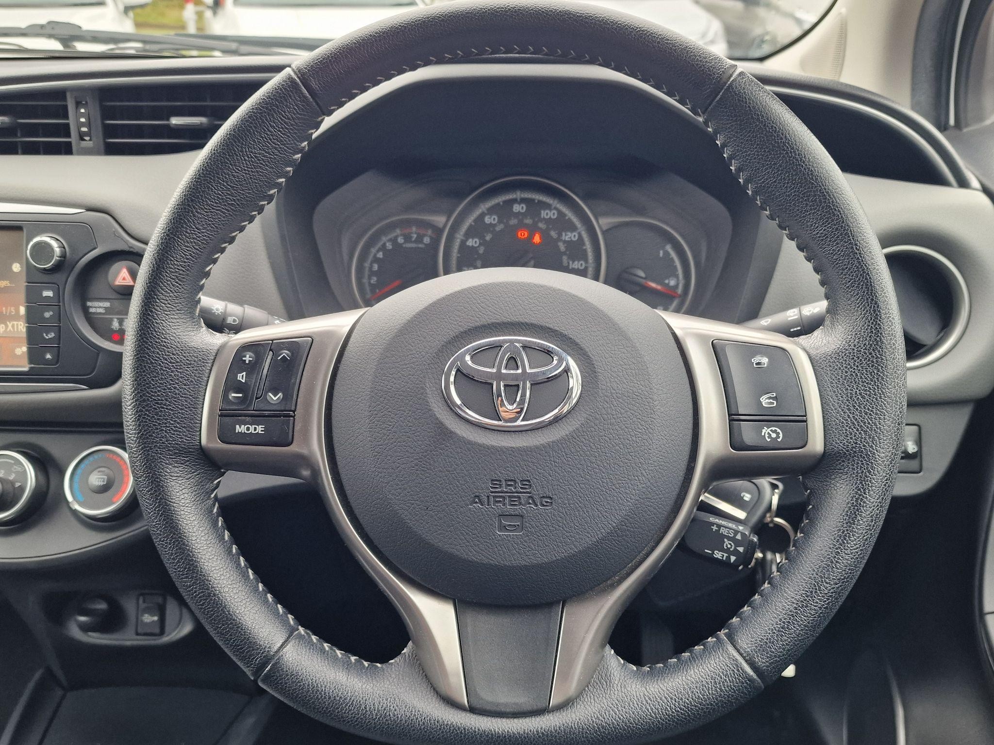 Toyota Yaris Image 10