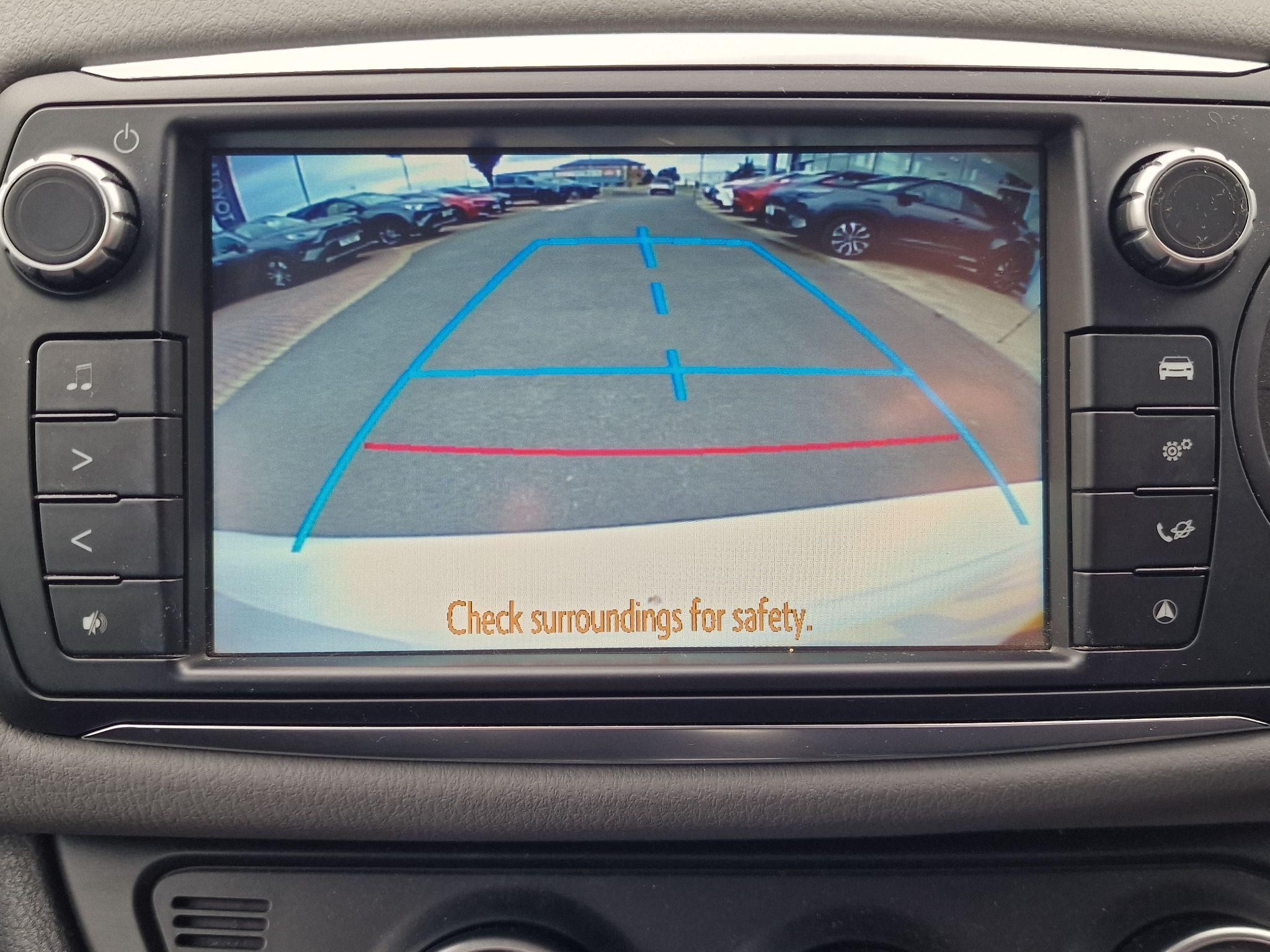 Toyota Yaris Image 22