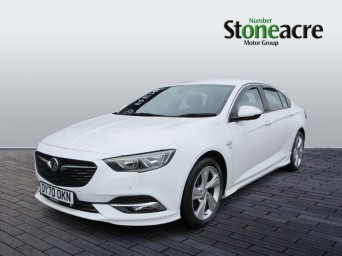Vauxhall Crossland 1.2 Turbo Ultimate Nav SUV 5dr Petrol Manual Euro 6 (s/s) (130 ps) DY70OKN Image 3