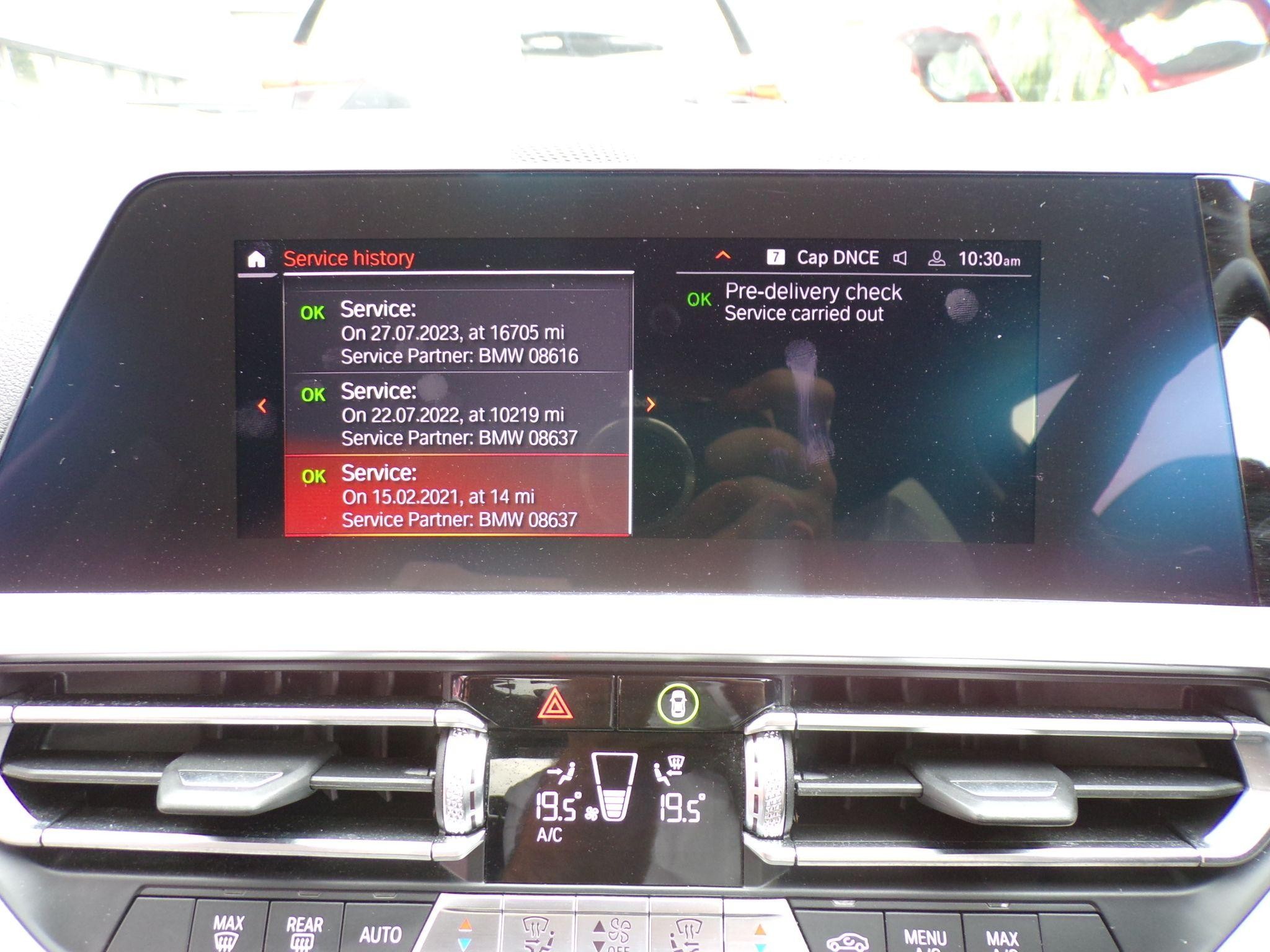 BMW 3 Series Image 26
