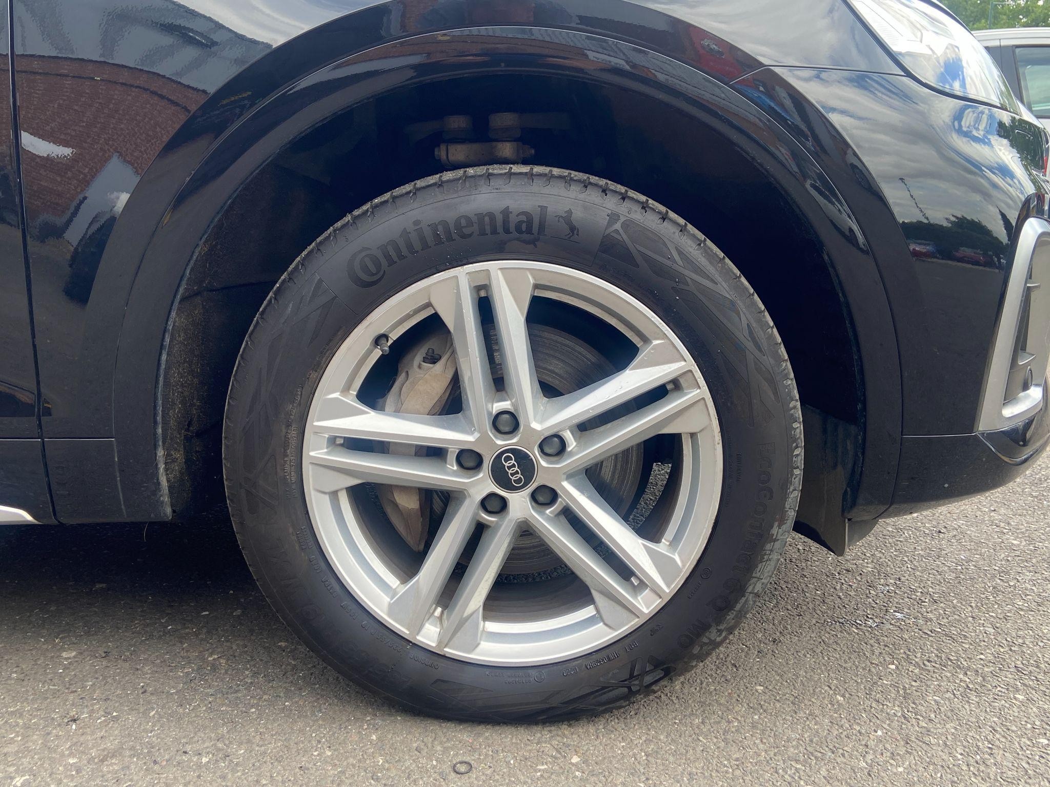 Audi Q5 Image 12