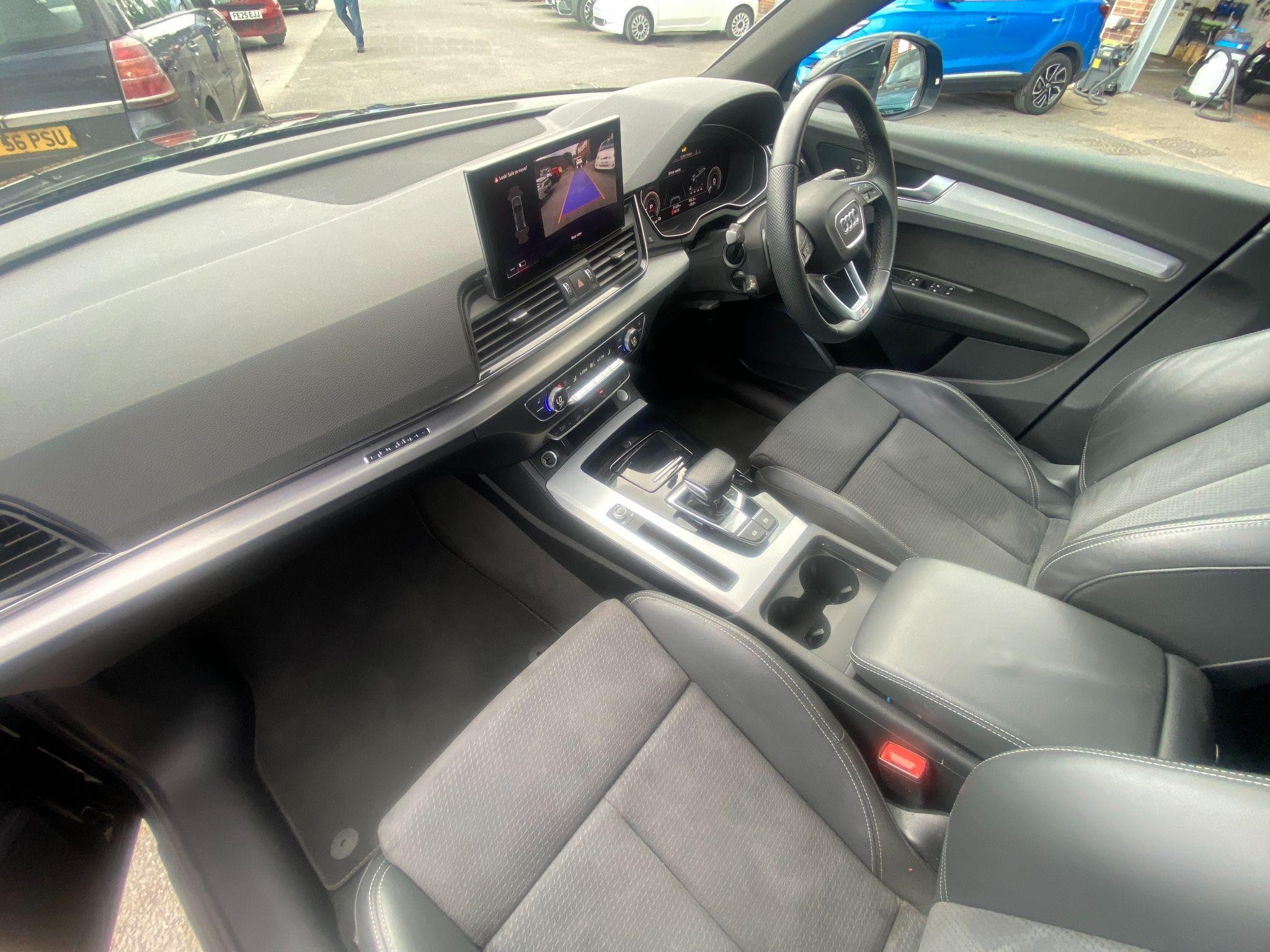 Audi Q5 Image 15