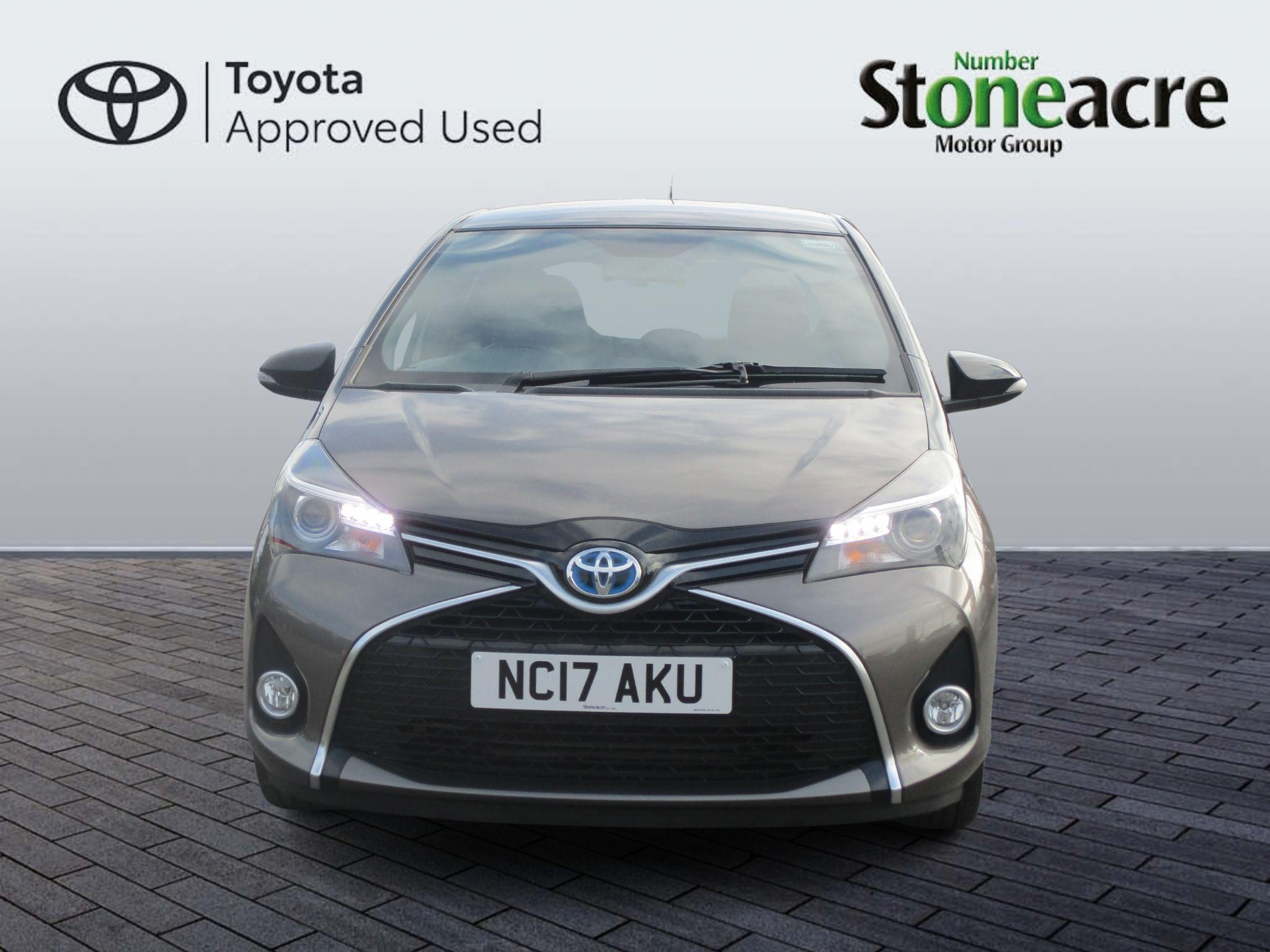 Toyota Yaris Image 10