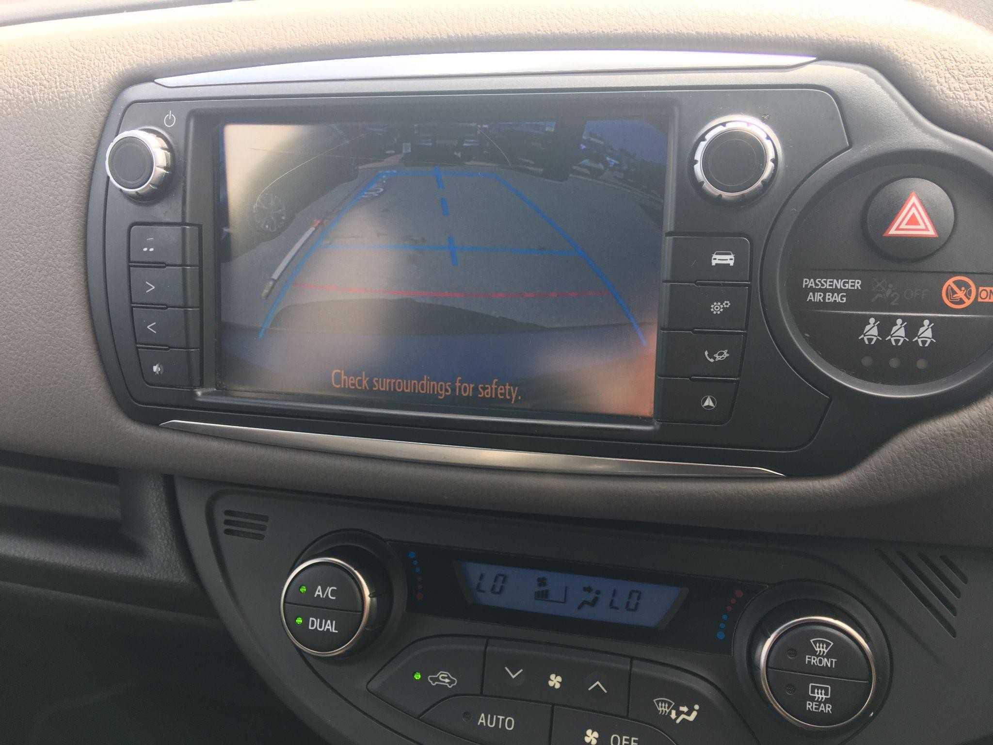 Toyota Yaris Image 41