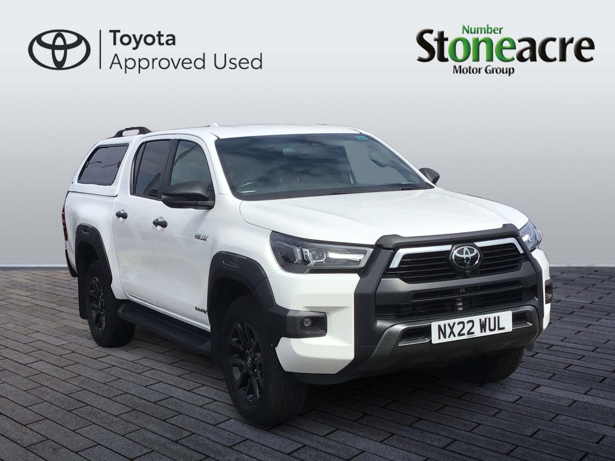 Toyota Hilux Image 1